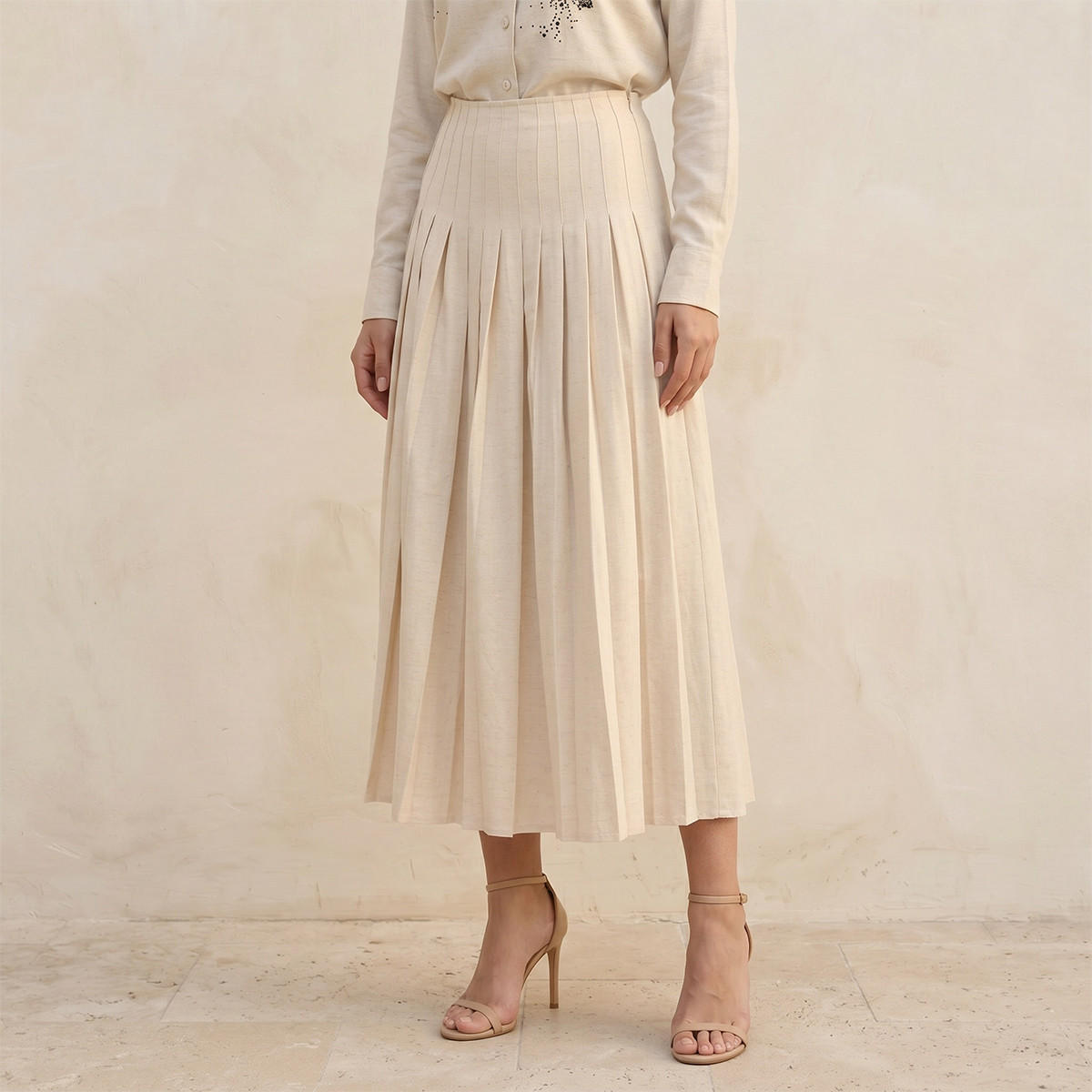تنورة ميدي نايف بطيات وسحاب خلفي من ايكونيك-women-clothing-bottoms-skirts-image-1