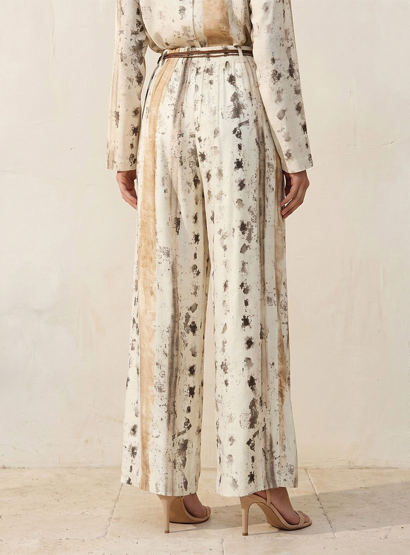 بنطلون واسع الساق بنقوش عصرية وحزام خصر من سبلاش آيكونيك-women-clothing-trousers-image-4