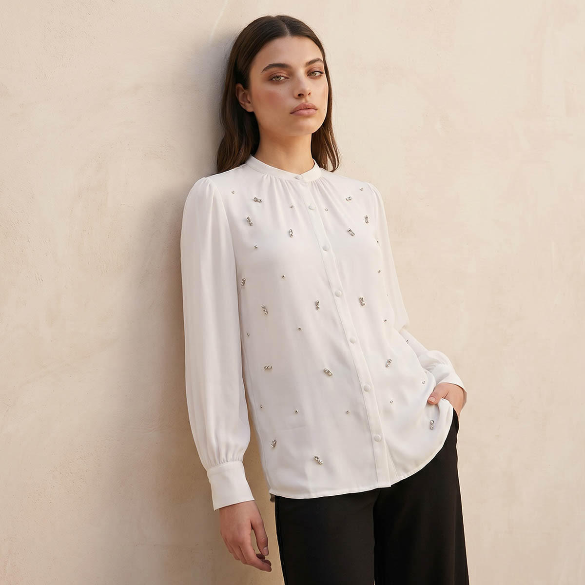 بلوزة مزينة من آيكونيك-women-clothing-shirtsandblouses-blouses-image-5
