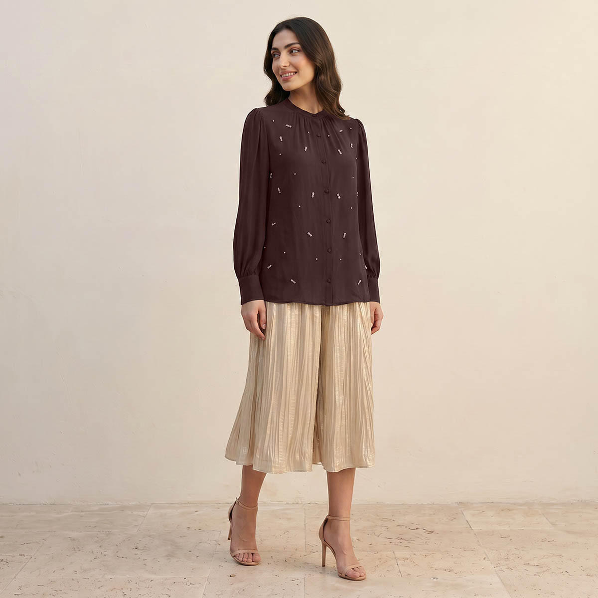 بلوزة مزينة من آيكونيك-women-clothing-shirtsandblouses-blouses-image-5