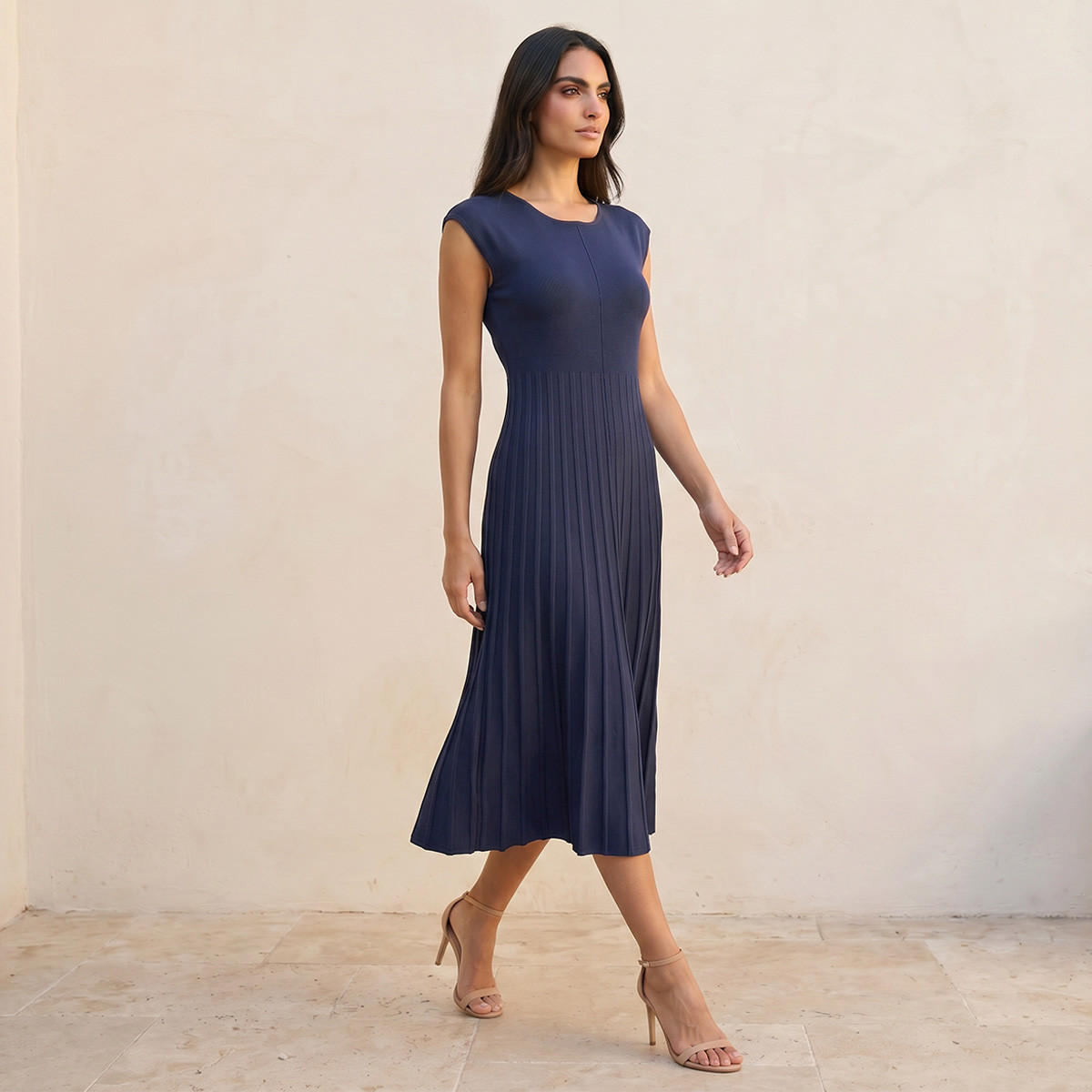 فستان ميدي إيه لاين بكسرات من سبلاش آيكونيك-women-clothing-dresses-image-3