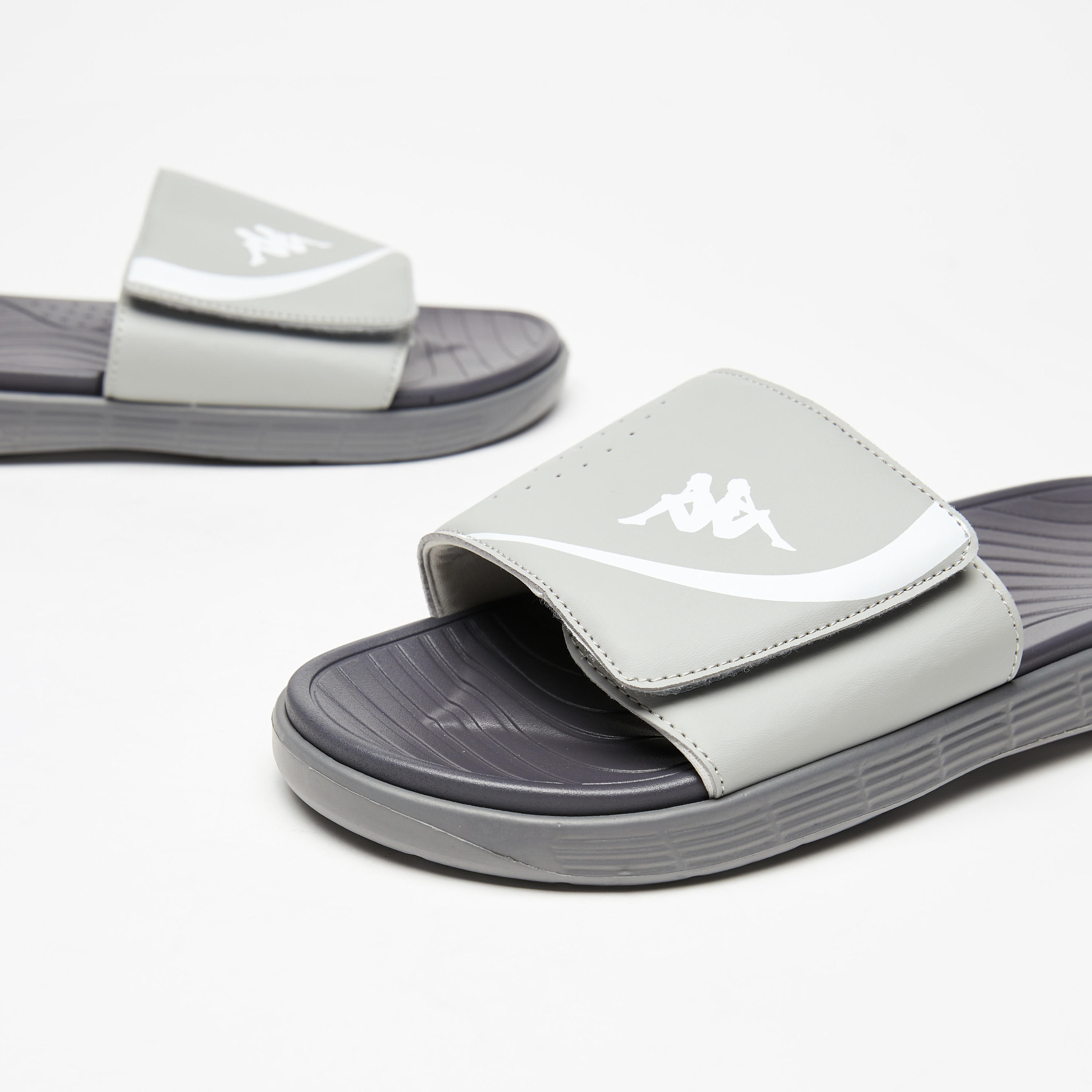 صندل خفيف سهل الارتداء بطبعات شعال للرجال من كابا-men-shoes-flipflopsandslides-image-12