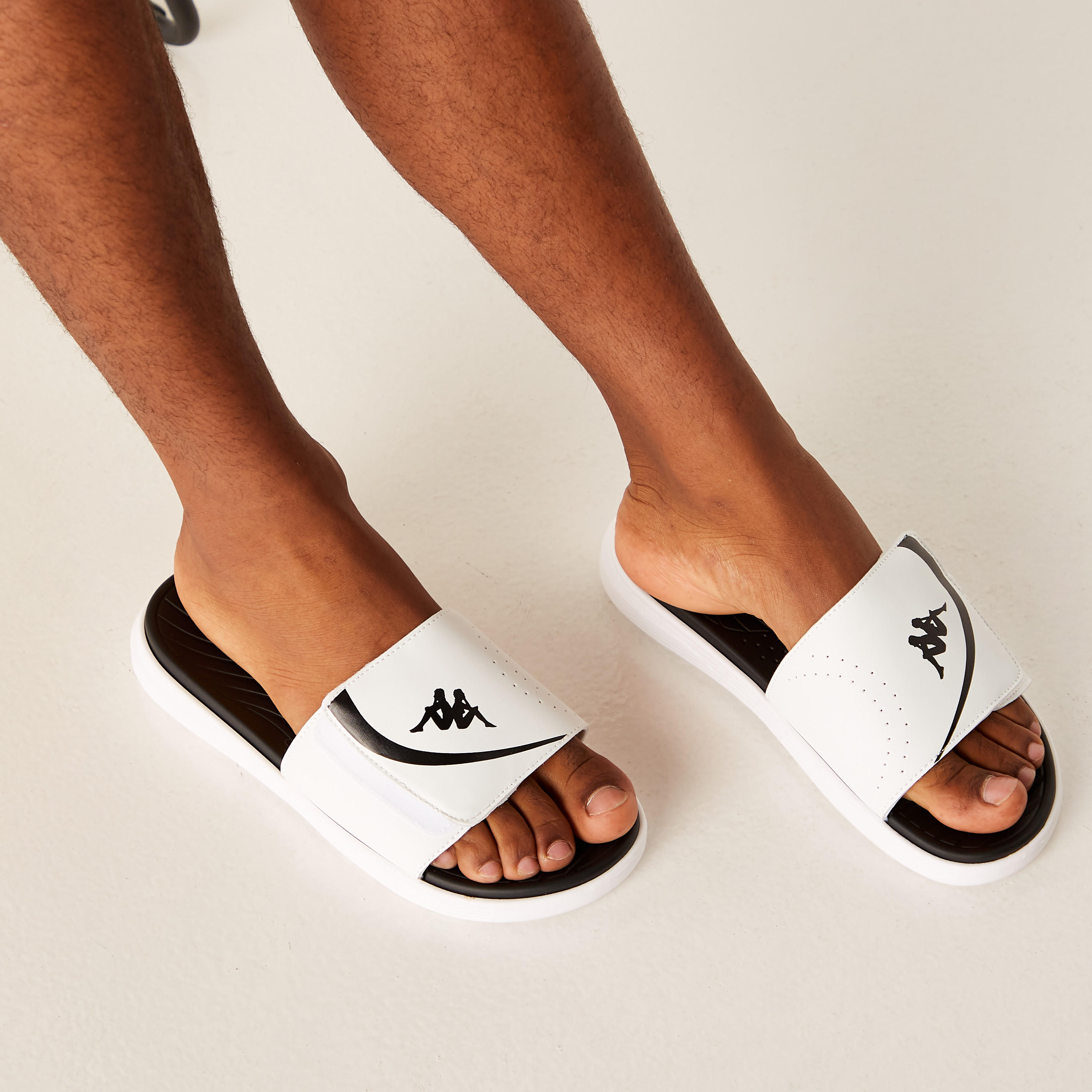 صندل خفيف سهل الارتداء بطبعات شعال للرجال من كابا-men-shoes-flipflopsandslides-image-14