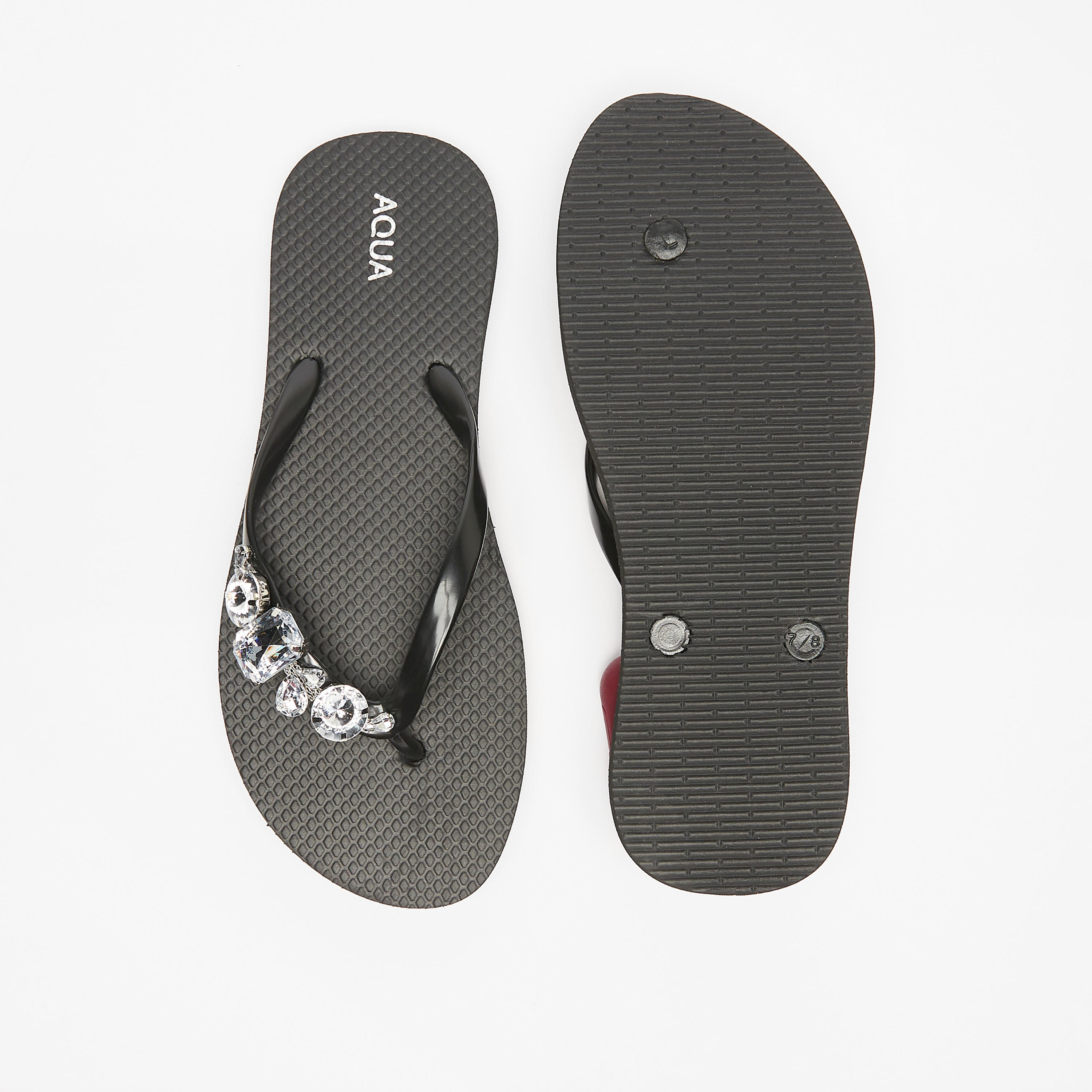 شبشب بإصبع مرصّع بالحجر من أكوا-women-shoes-flipflopsandslides-image-5