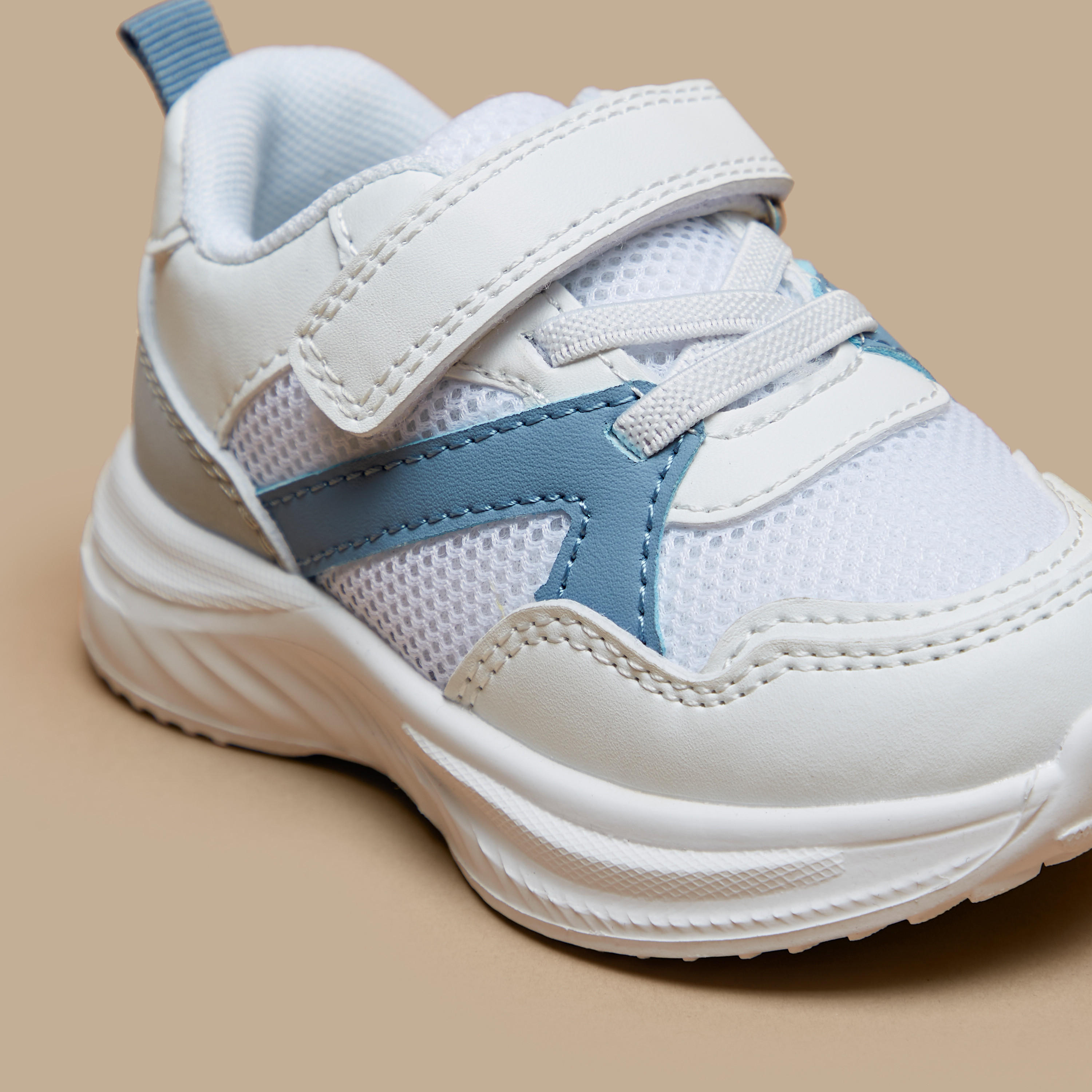 Barefeet Colourblock Sneakers with Hook and Loop Closure-baby-boys-shoes-closedshoes-image-5