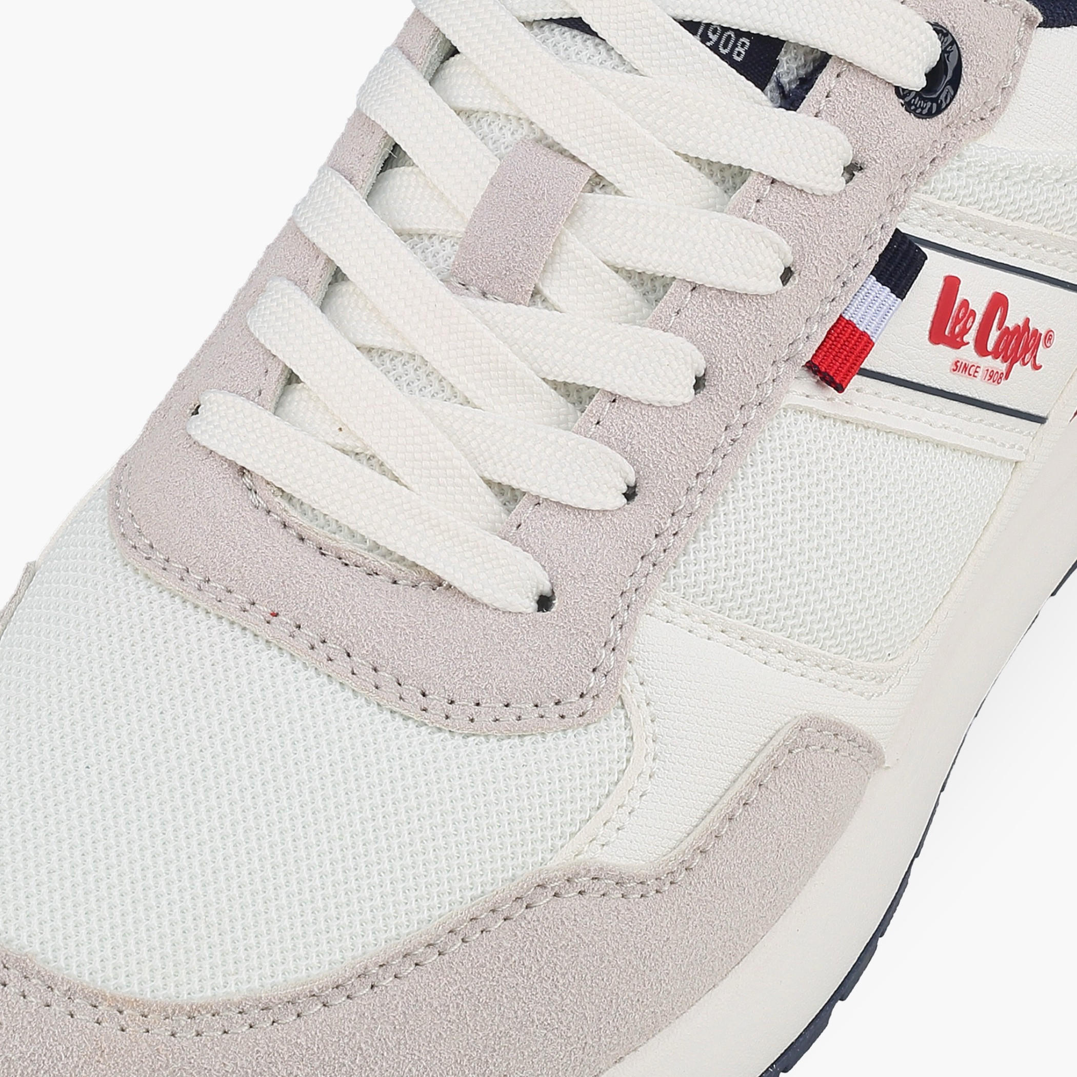 حذاء سنيكرز نسائي برباط عصري ومريح من لي كوبر-women-shoes-sneakers-image-4
