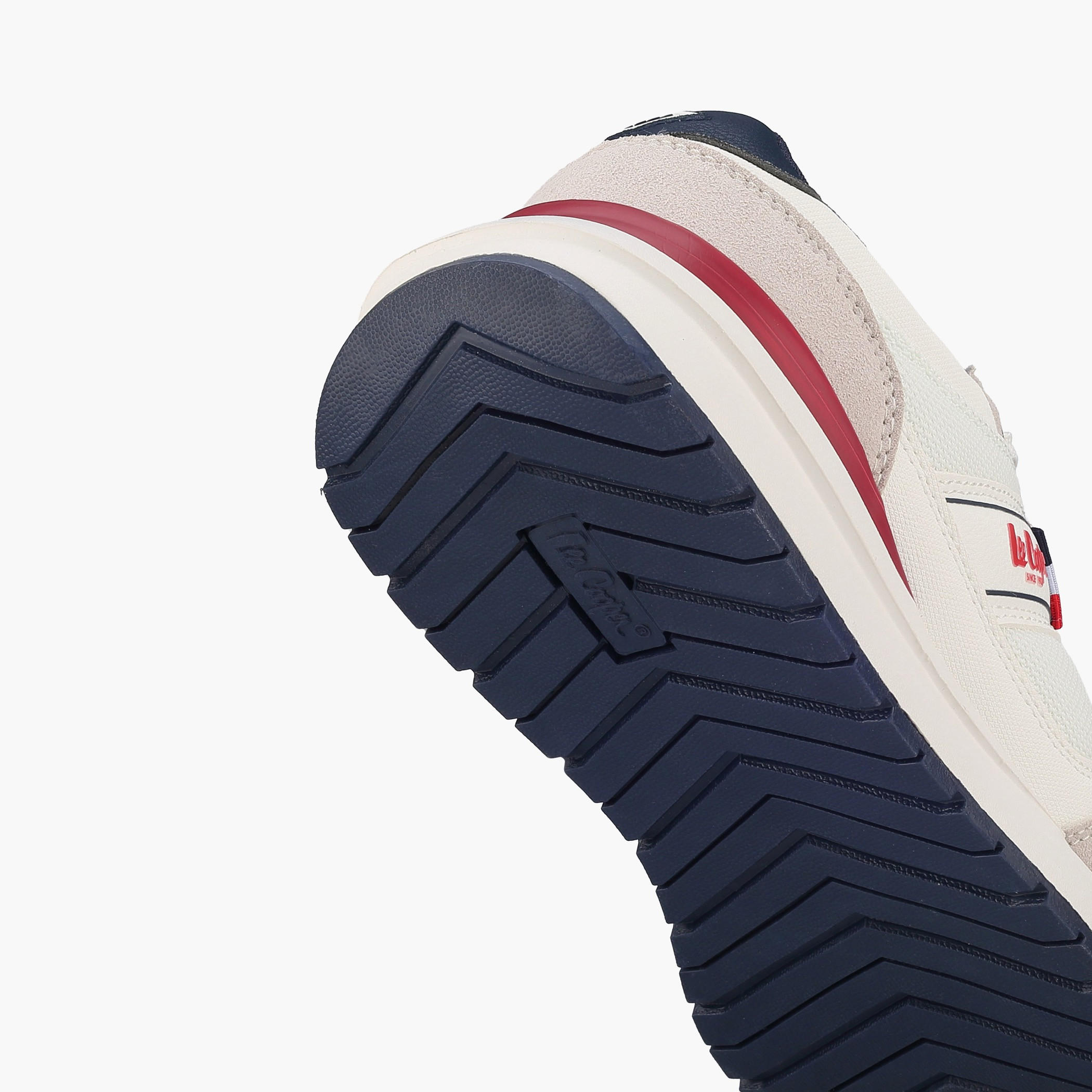 حذاء سنيكرز نسائي برباط عصري ومريح من لي كوبر-women-shoes-sneakers-image-5