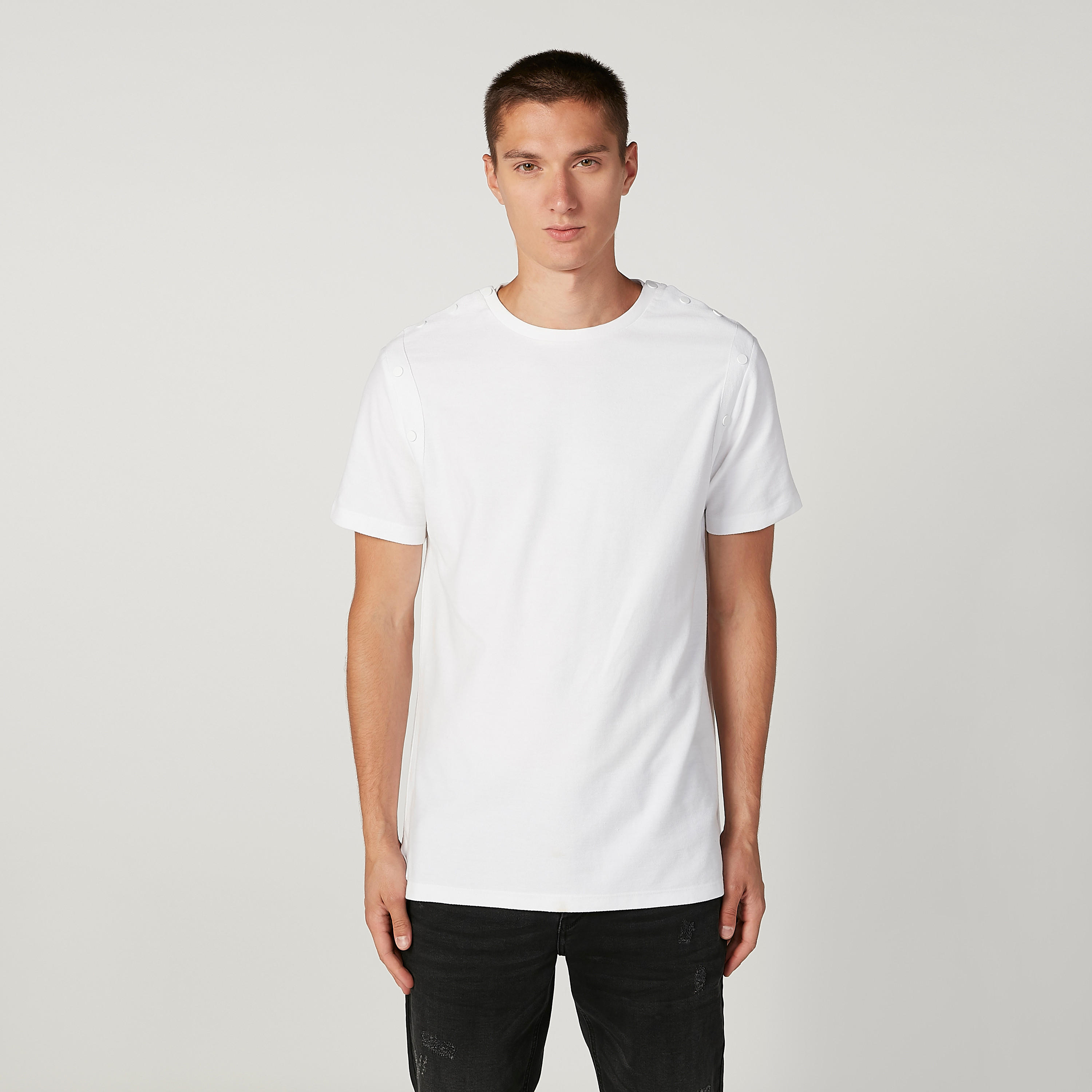 تيشيرت سليم سادة بياقة مستديرة وأكمام قصيرة من آيكونيك-men-clothing-tshirtsandpolos-tshirts-image-1