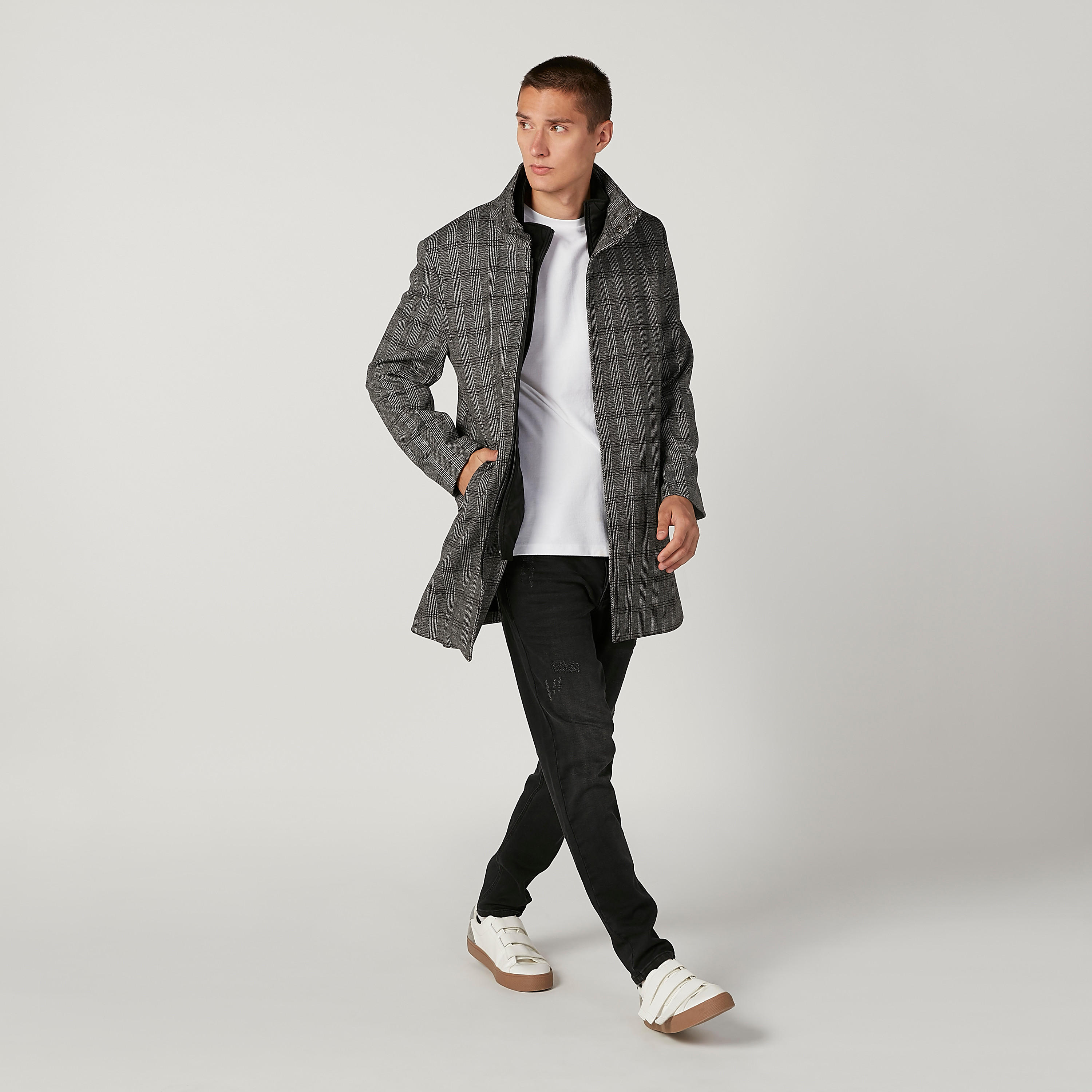 تيشيرت سليم سادة بياقة مستديرة وأكمام قصيرة من آيكونيك-men-clothing-tshirtsandpolos-tshirts-image-2
