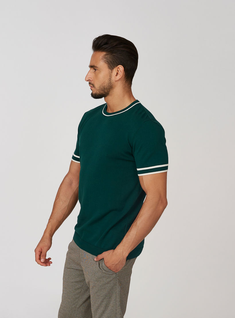 تي شيرت بملمس بارز وياقة مستديرة وأكمام قصيرة من آيكونيك-men-clothing-tshirtsandpolos-tshirts-image-2