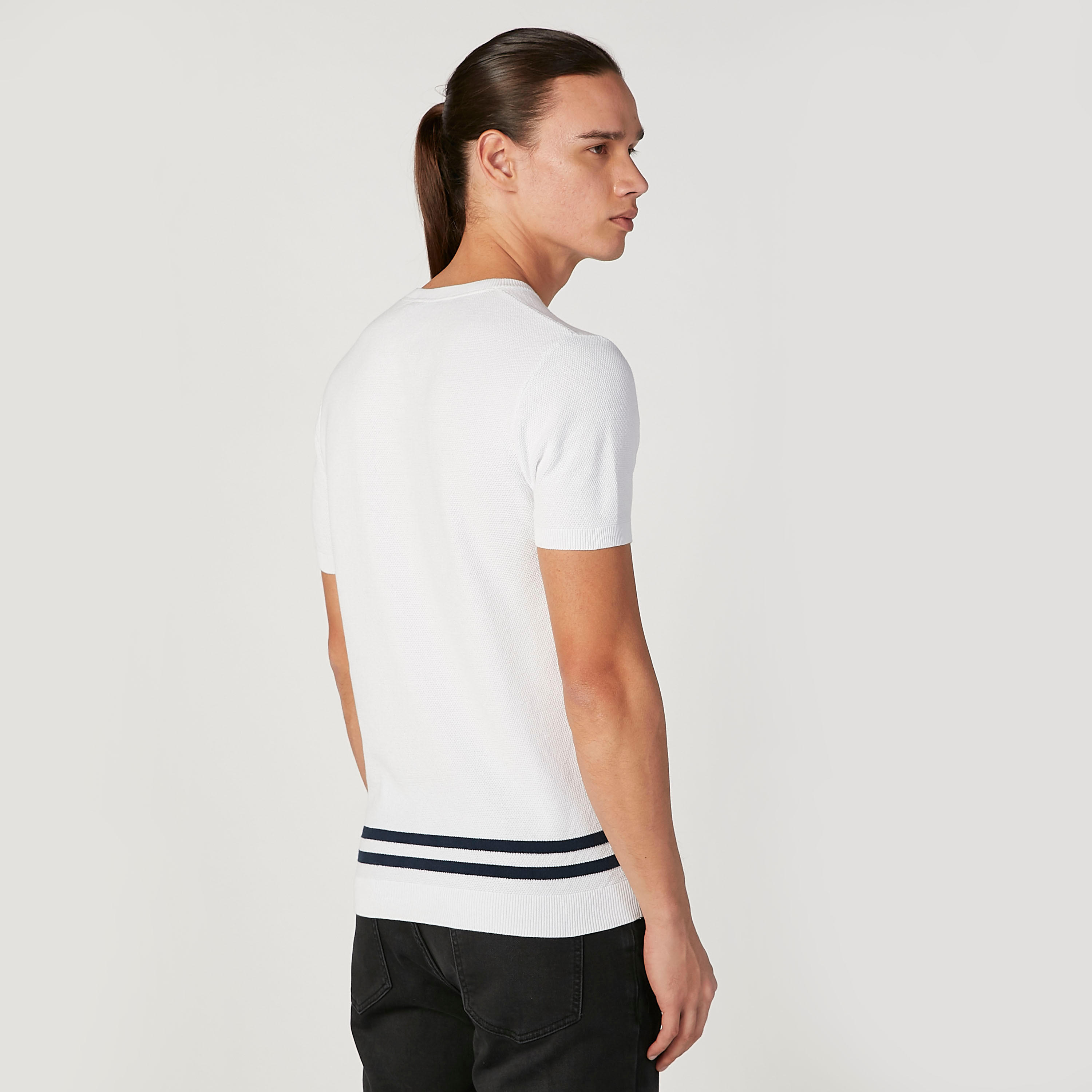 تيشيرت سليم بارز الملمس بياقة مستديرة وأكمام قصيرة من آيكونيك-men-clothing-tshirtsandpolos-tshirts-image-4