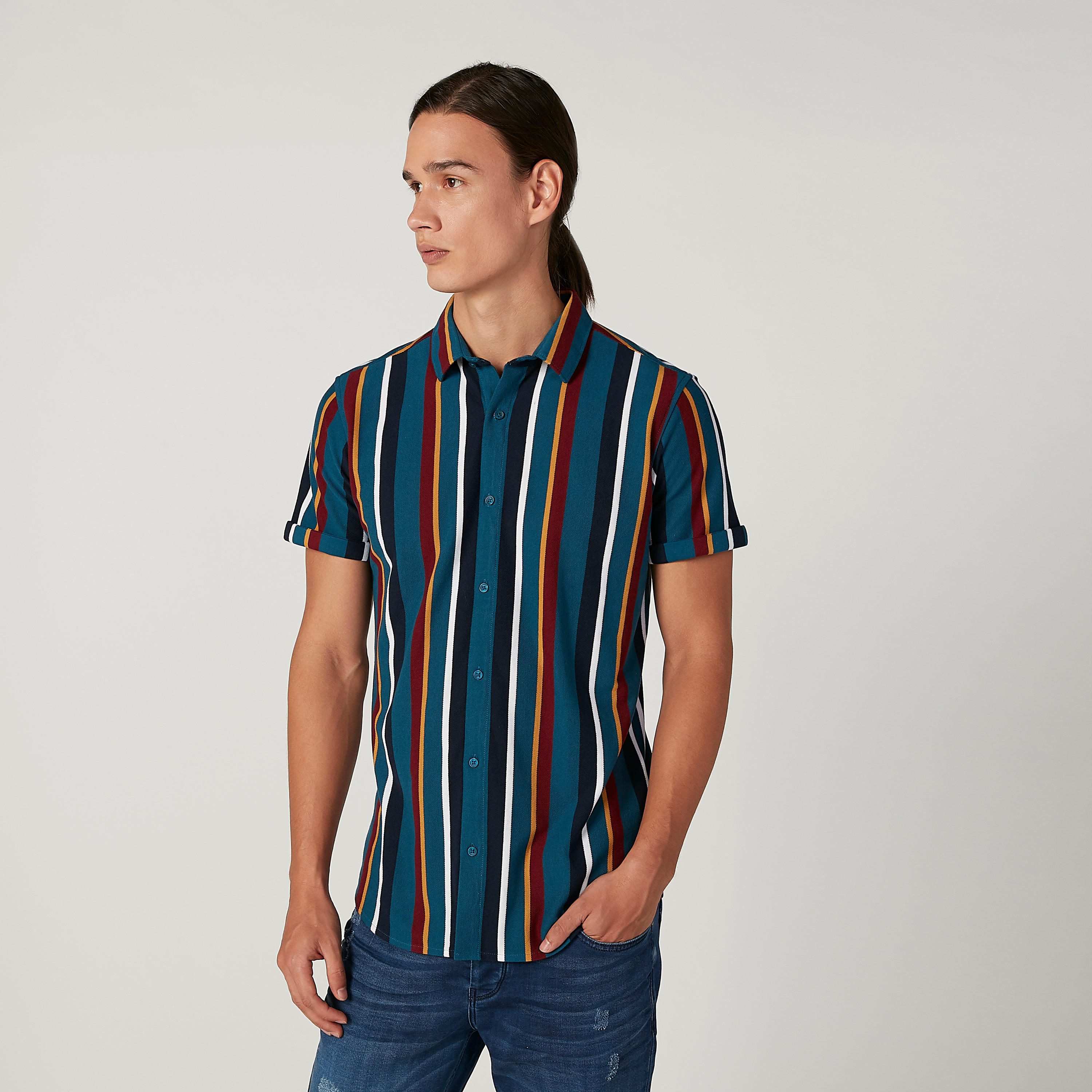 قميص مقلّم بقصّة سليم وأكمام قصيرةمن آيكونيك-men-clothing-shirts-image-5