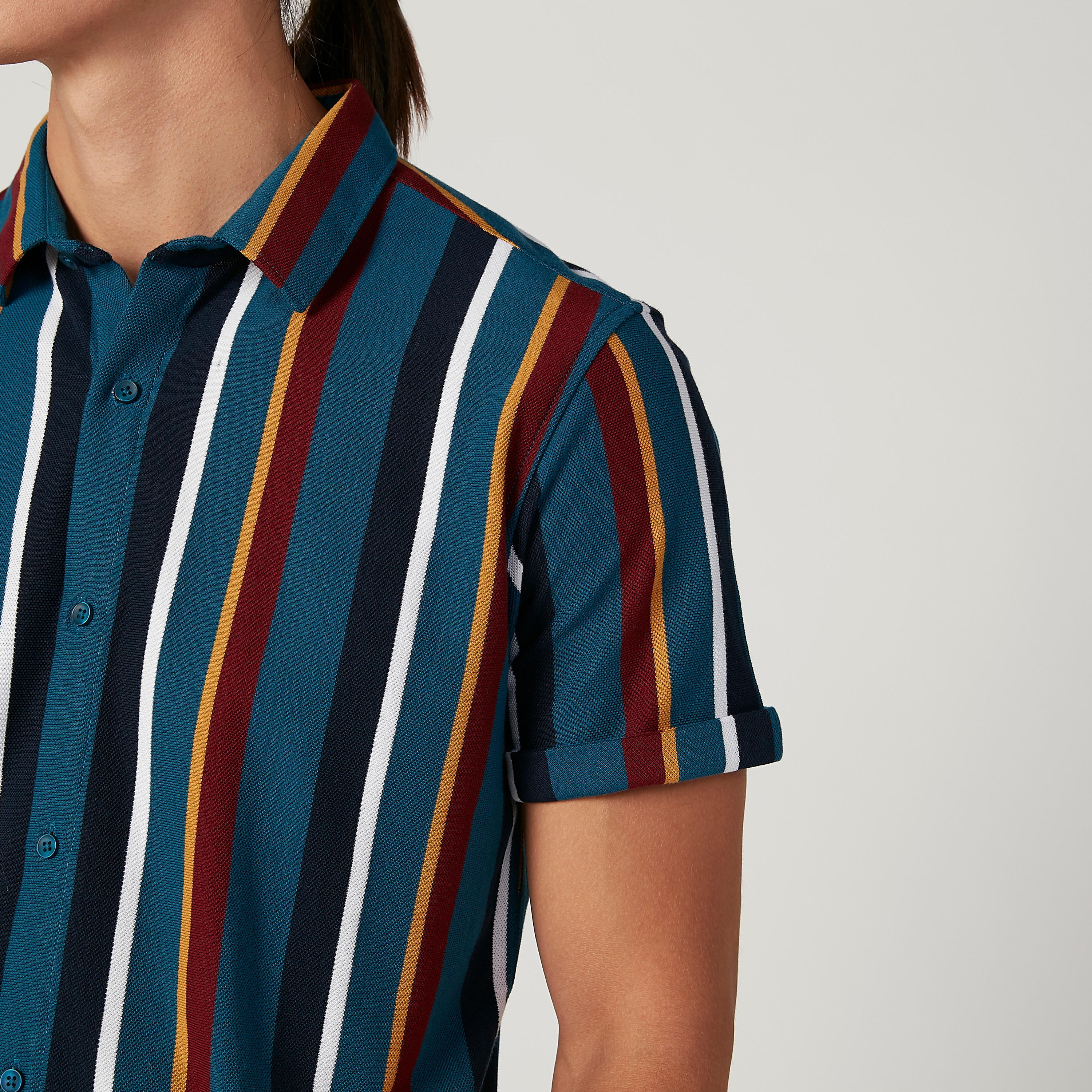 قميص مقلّم بقصّة سليم وأكمام قصيرةمن آيكونيك-men-clothing-shirts-image-3