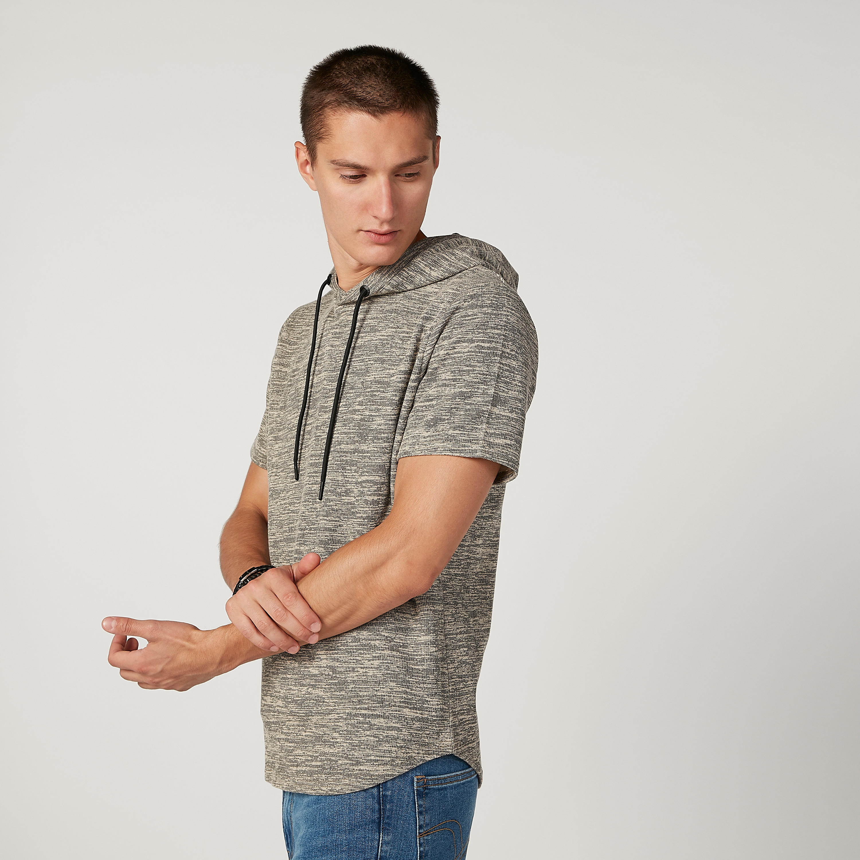 تيشيرت سليم بارز الملمس بقبّعة وأكمام قصيرة من آيكونيك-men-clothing-tshirtsandpolos-tshirts-image-4