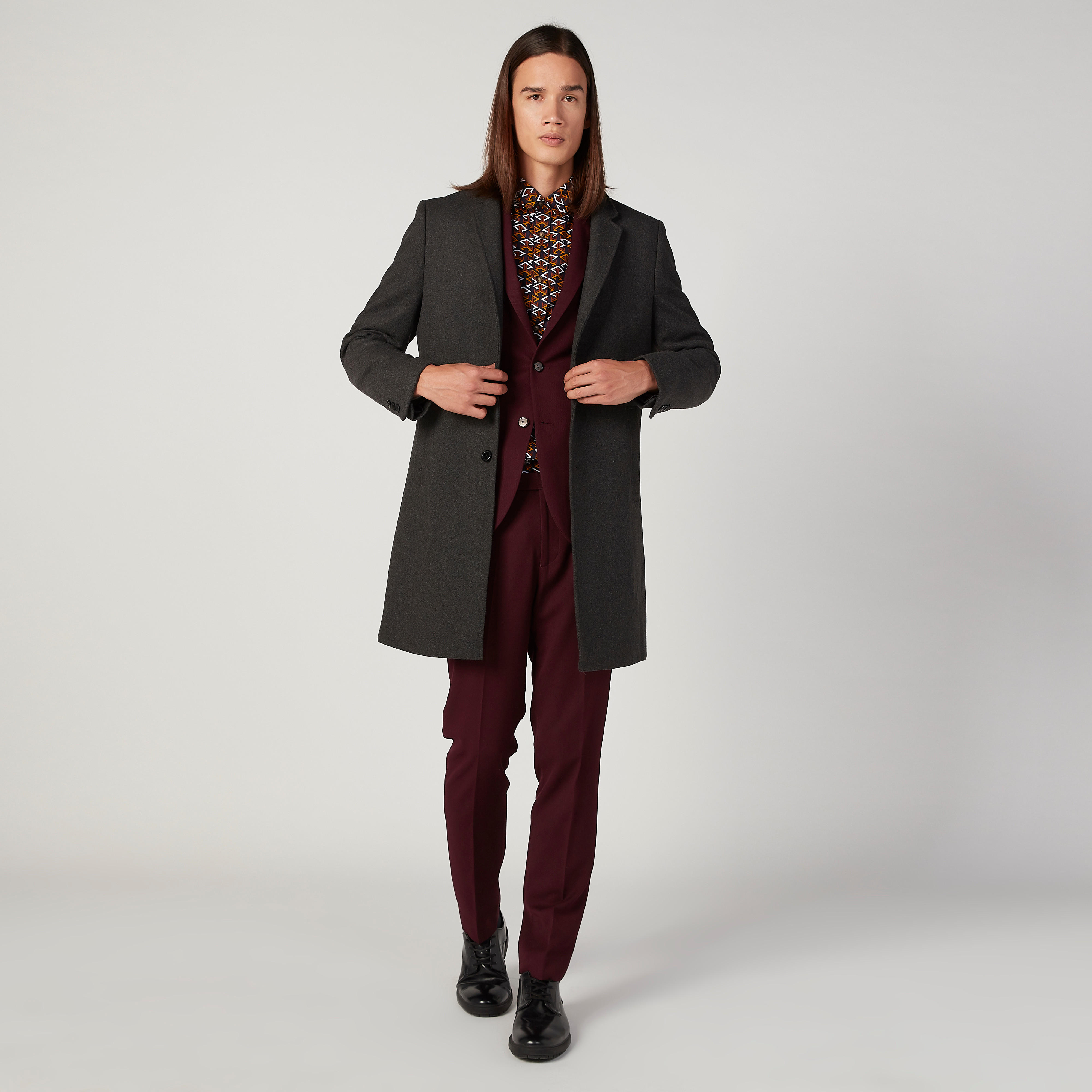 قميص سليم بياقة عادية وأكمام قصيرة وطبعات من آيكونيك-men-clothing-shirts-image-2