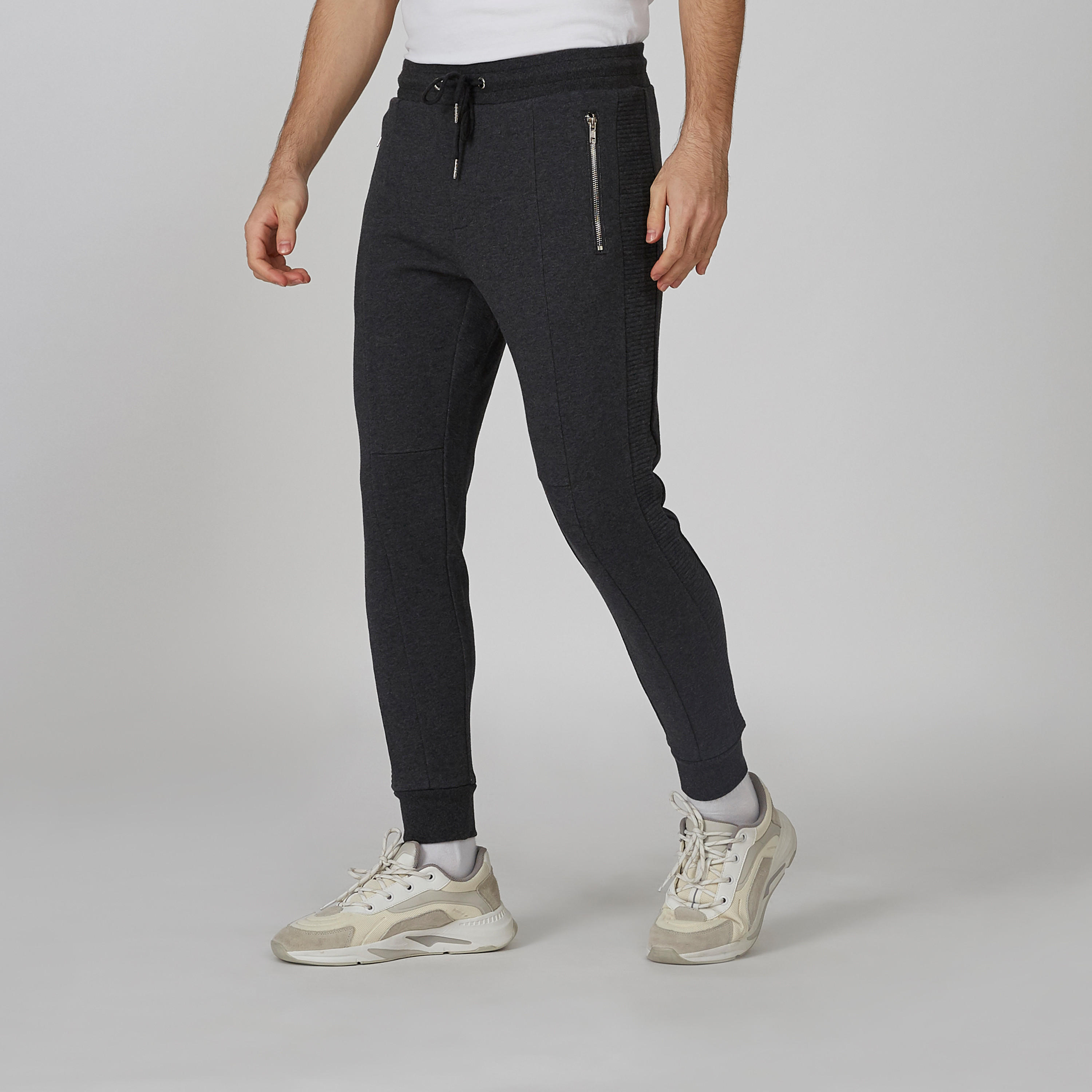 بنطلون رياضي سليم بارز الملمس بخصر متوسط الارتفاع وجيوب من آيكونيك-men-clothing-bottoms-joggers-image-1