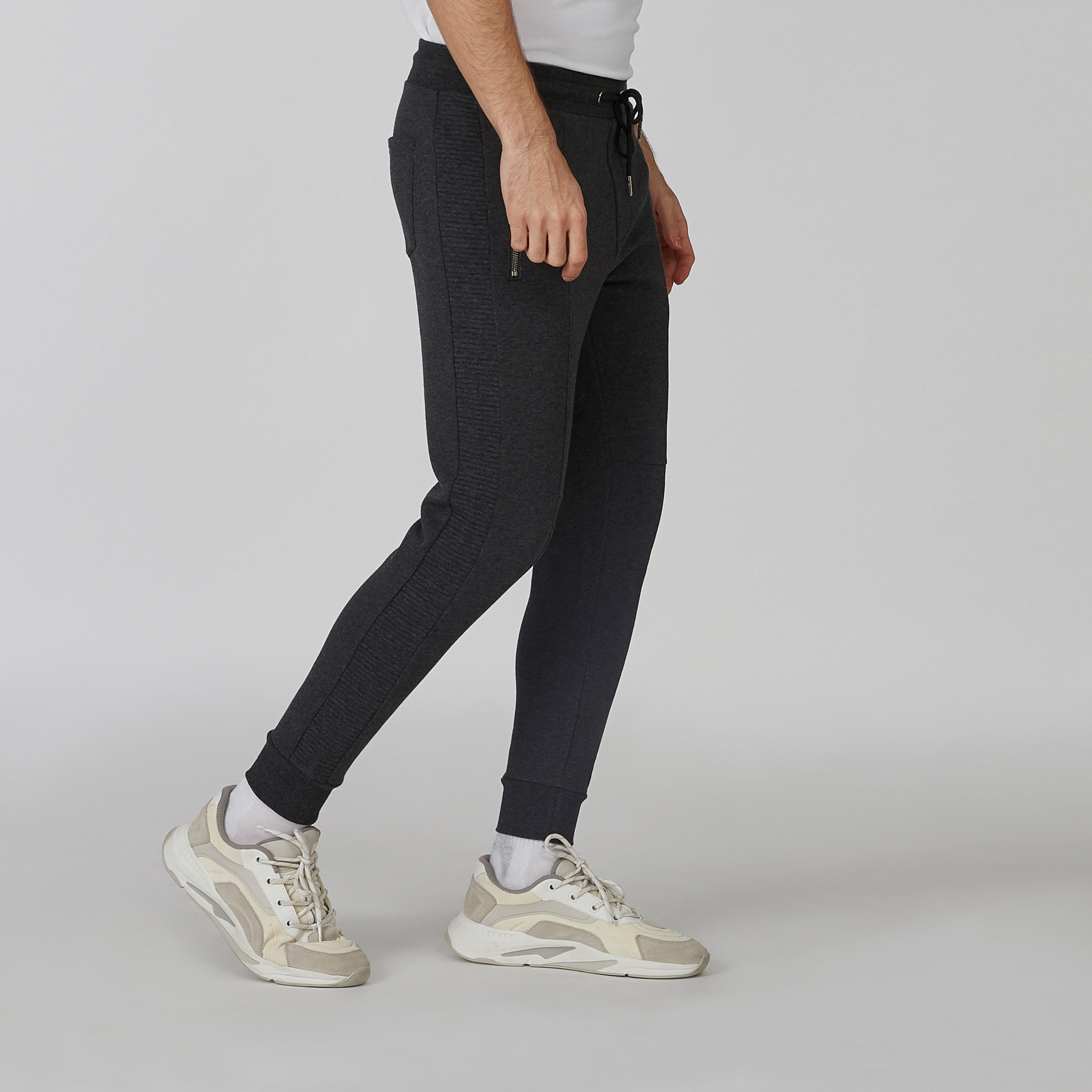 بنطلون رياضي سليم بارز الملمس بخصر متوسط الارتفاع وجيوب من آيكونيك-men-clothing-bottoms-joggers-image-2