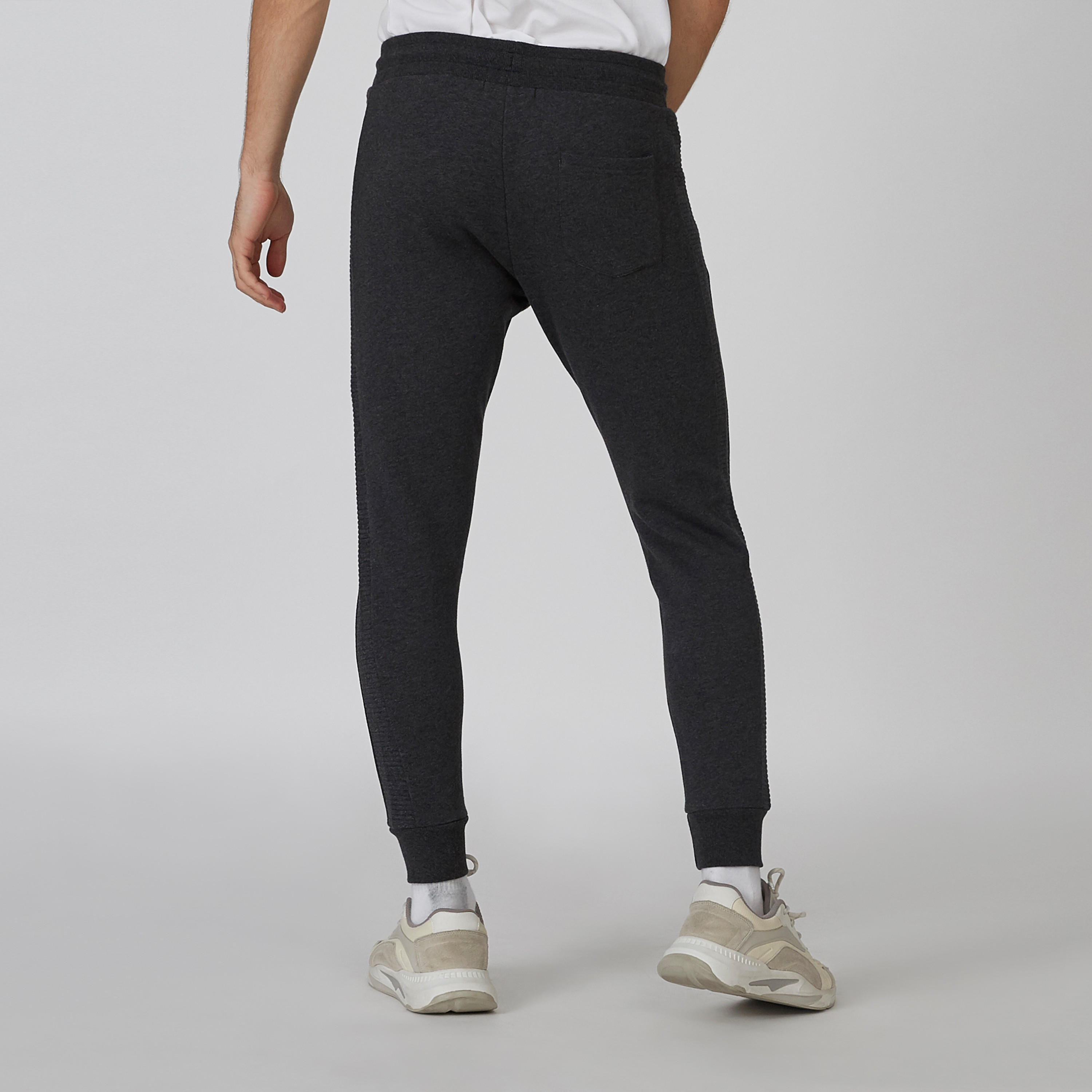 بنطلون رياضي سليم بارز الملمس بخصر متوسط الارتفاع وجيوب من آيكونيك-men-clothing-bottoms-joggers-image-3