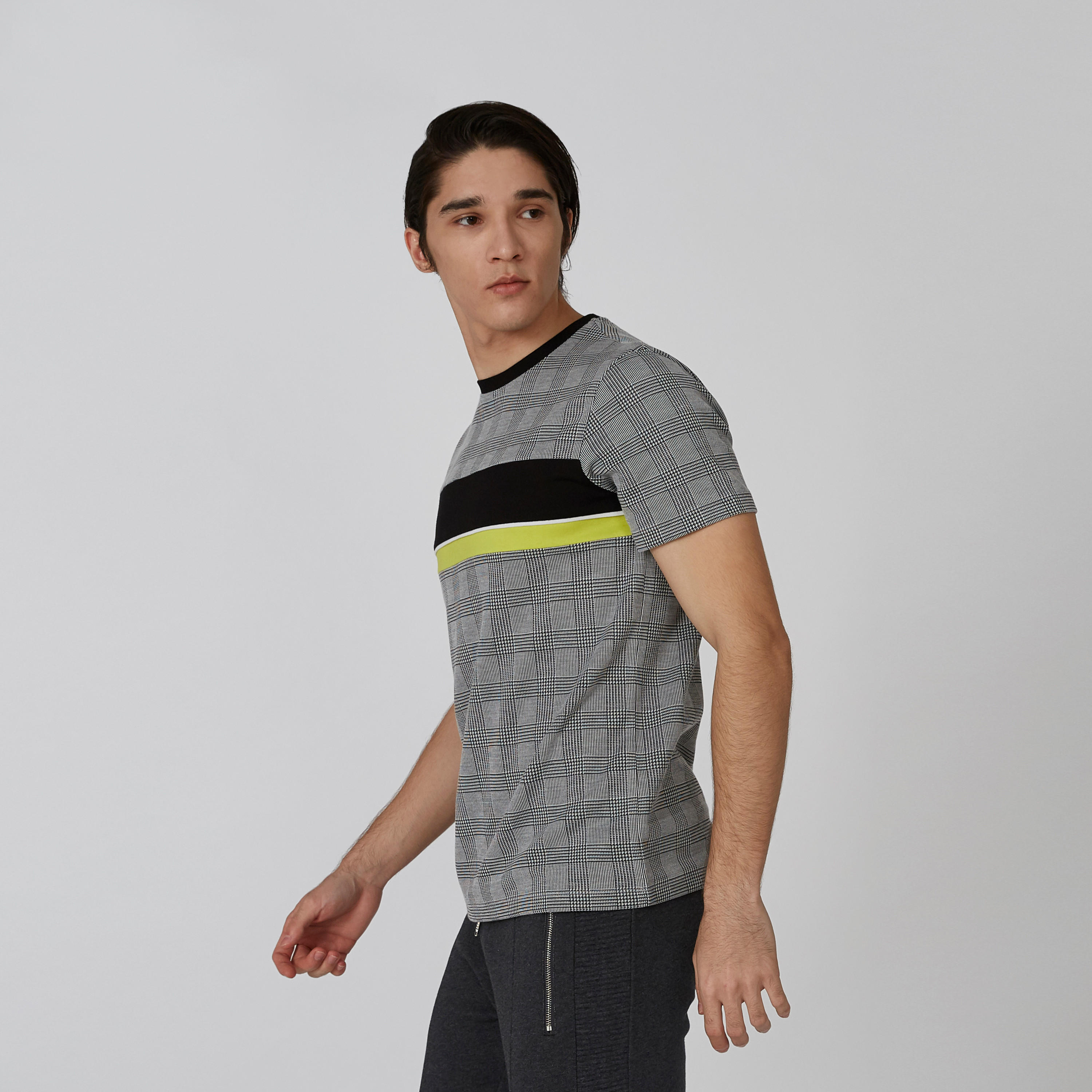 تيشيرت بولو سليم كاروهات بأكمام قصيرة من آيكونيك-men-clothing-tshirtsandpolos-tshirts-image-3
