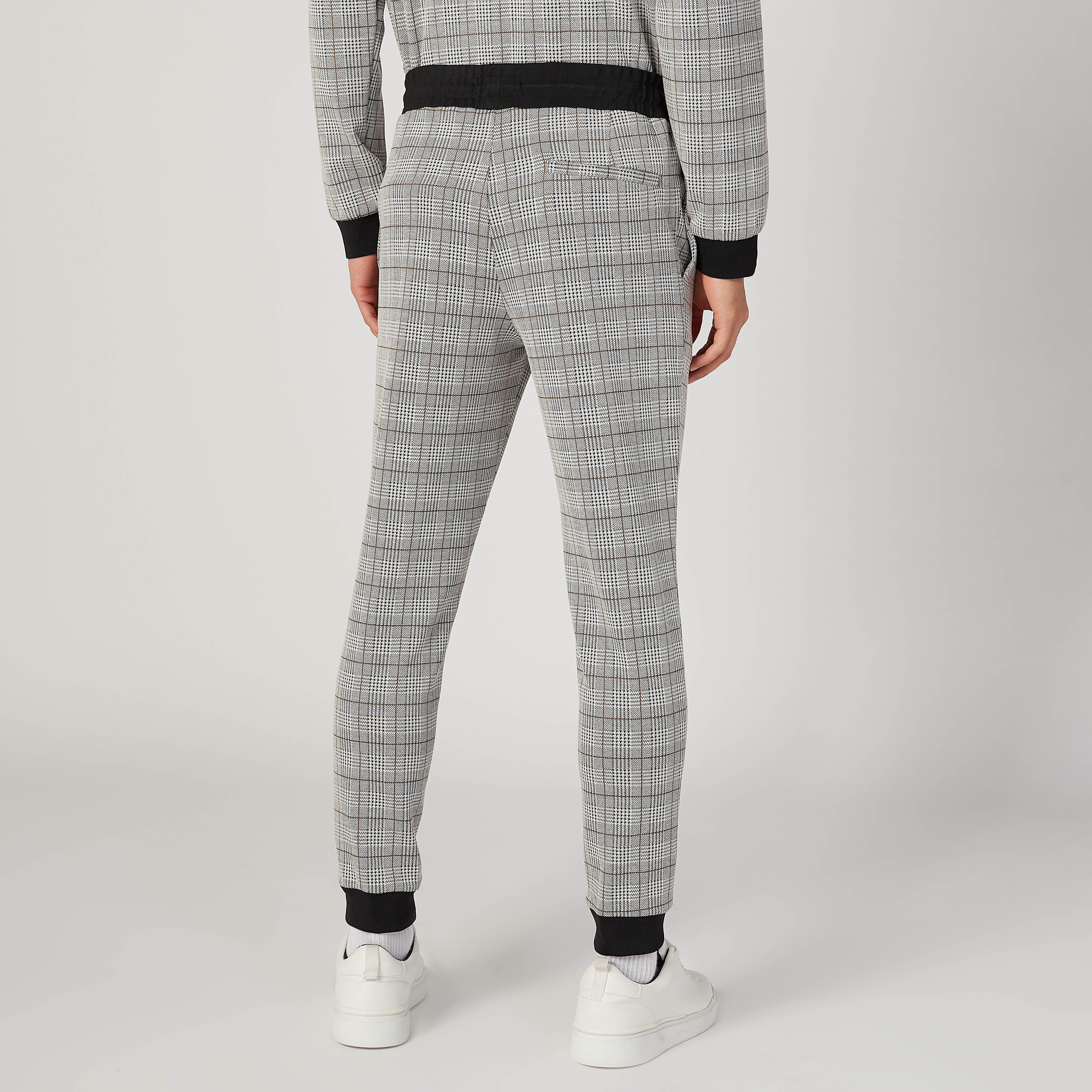 بنطلون رياضي كاروهات بقصة سليم ورباط خصر من آيكونيك-men-clothing-bottoms-joggers-image-4