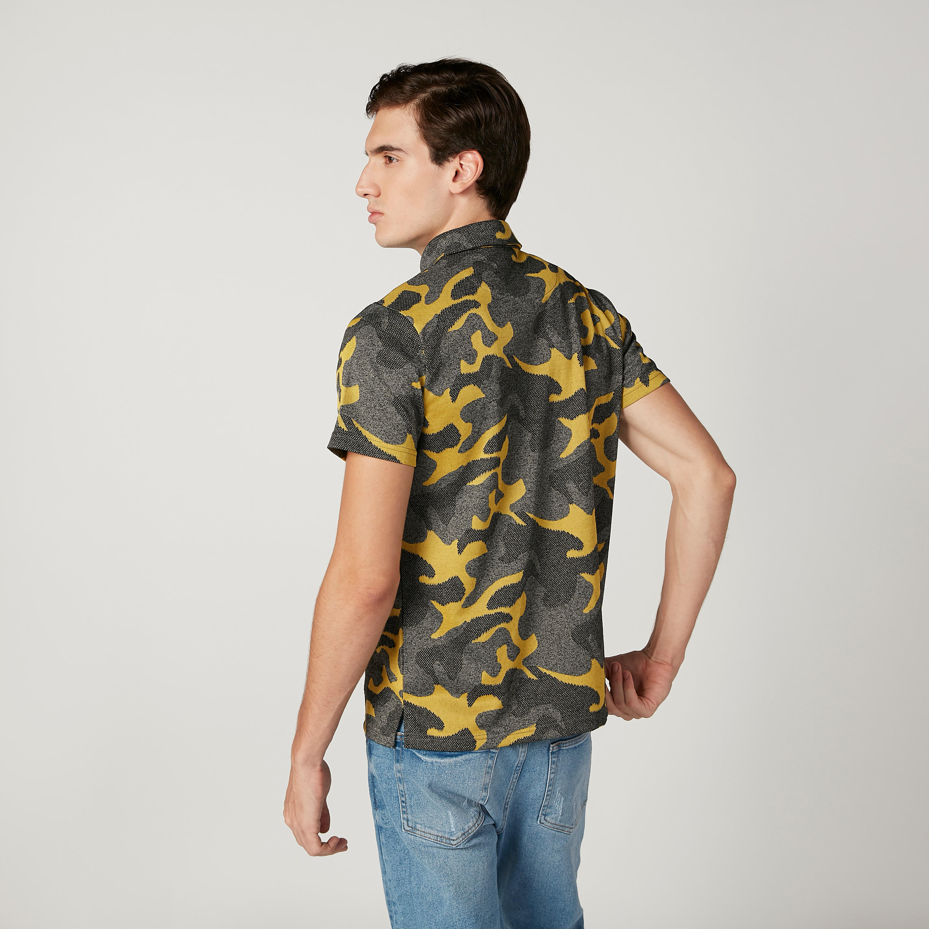 تيشيرت سليم وأكمام قصيرة وطبعات مموهة من آيكونيك-men-clothing-tshirtsandpolos-polos-image-4