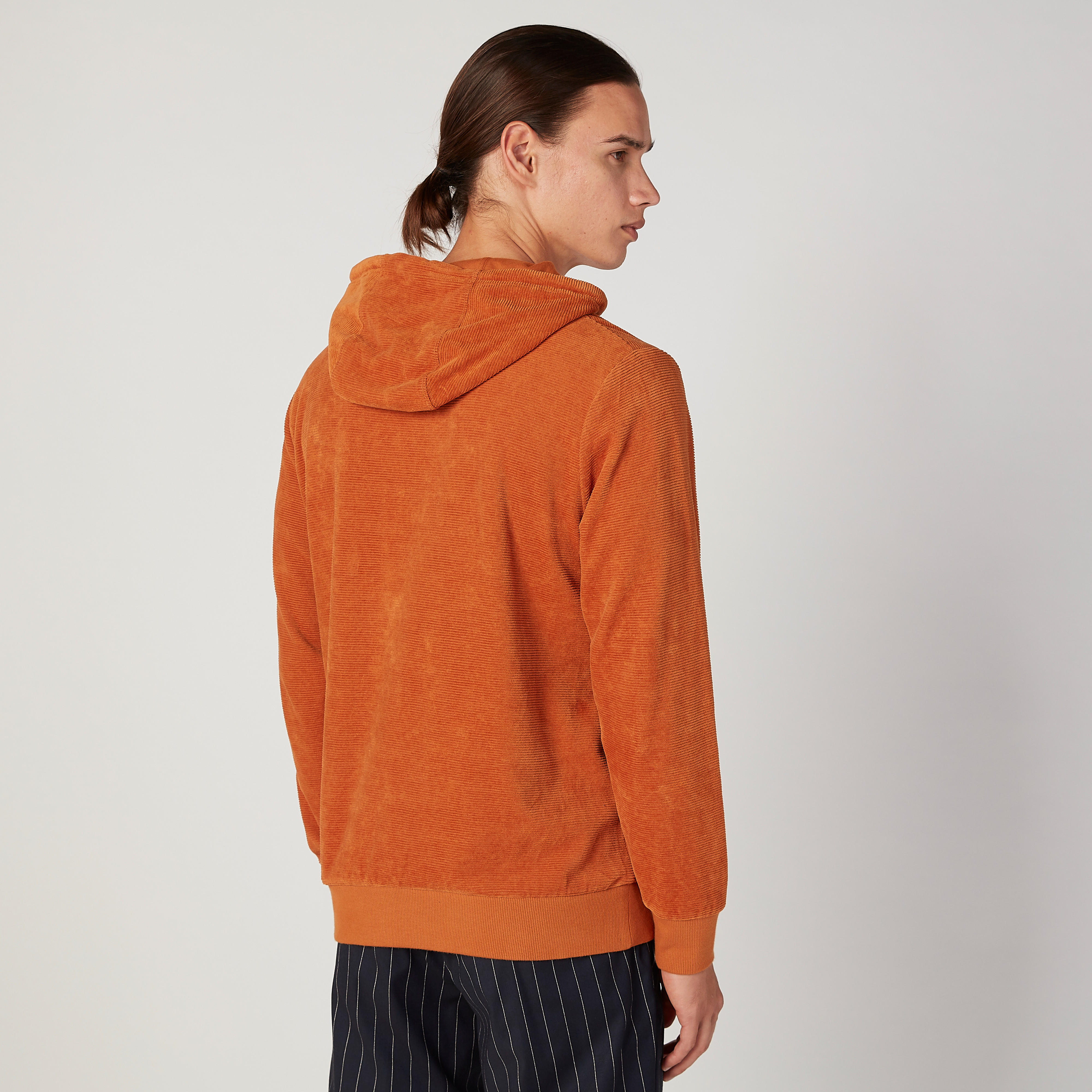 سويت شيرت سليم بارز الملمس بأكمام طويلة وقبعة من آيكونيك-men-winterwear-hoodiesandsweatshirts-image-4
