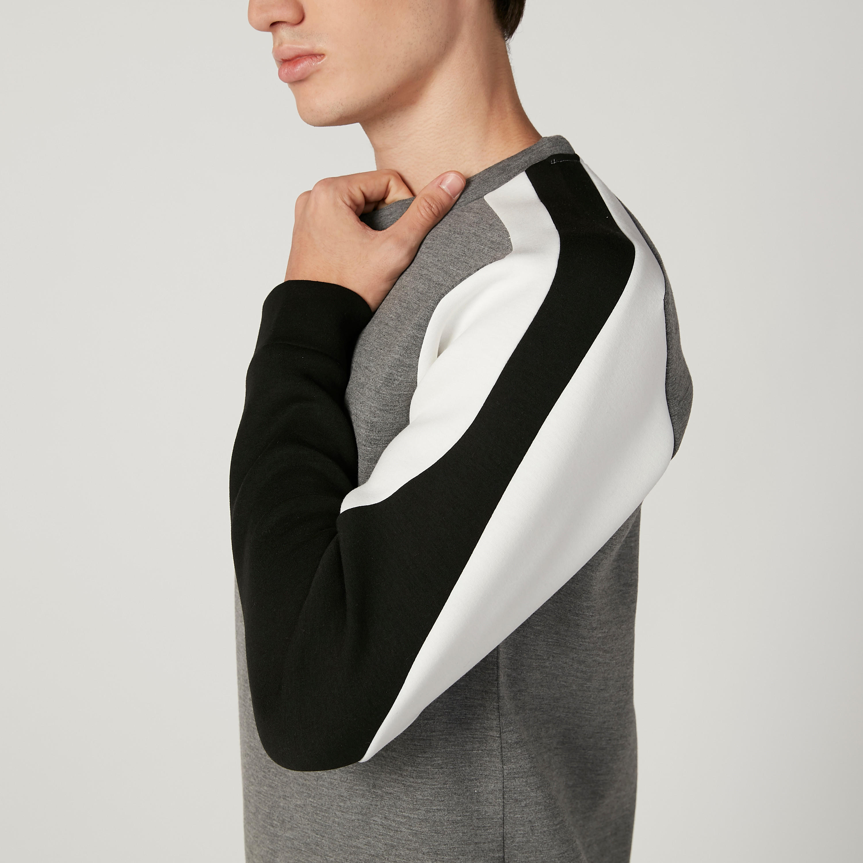 سويت شيرت سليم بكتل ألوان بياقة ضيّقة وأكمام طويلة من آيكونيك-men-winterwear-hoodiesandsweatshirts-image-3