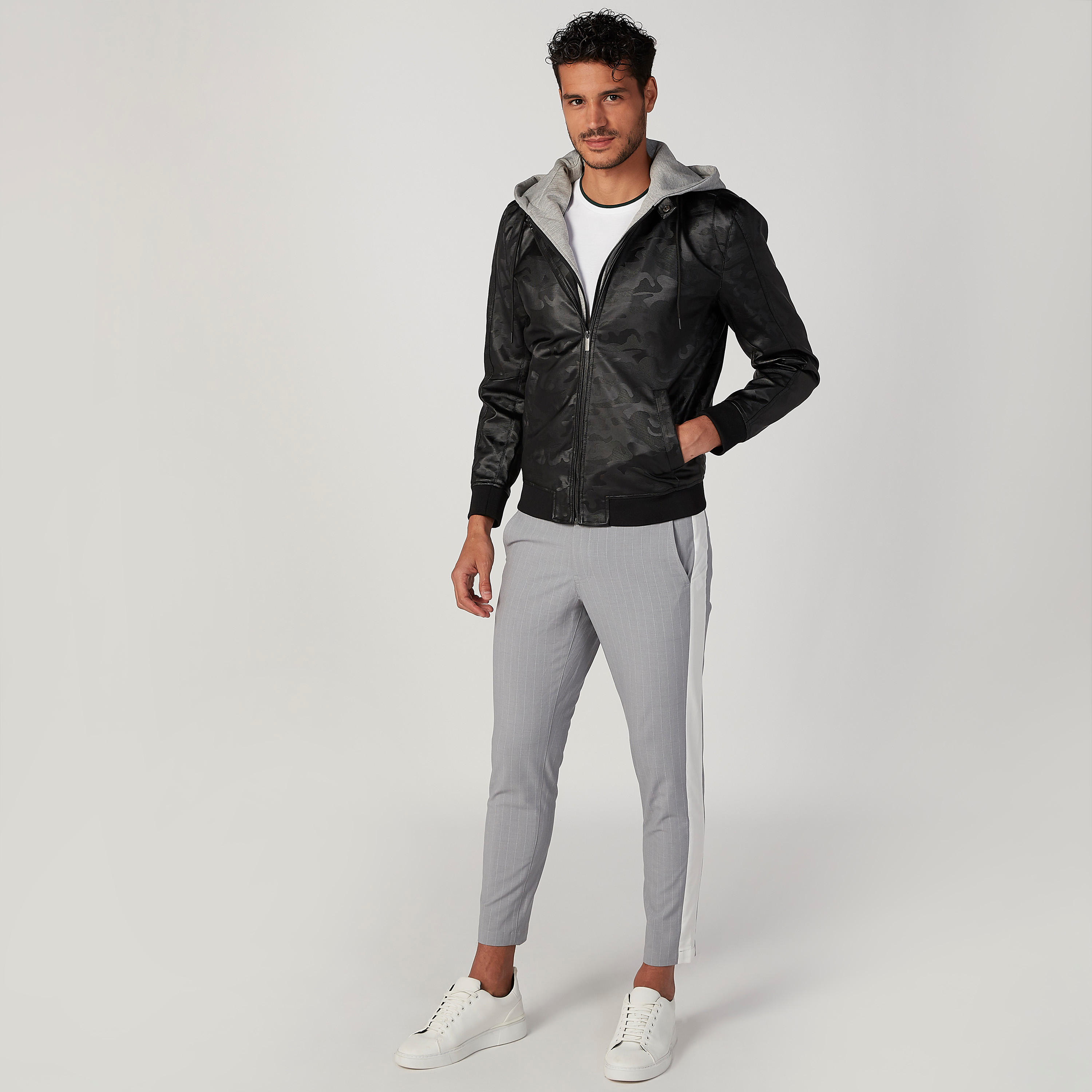 Iconic Slim Fit Striped Mid Waist Pants with Pocket Detail-men-clothing-bottoms-trousersandchinos-trousers-image-2