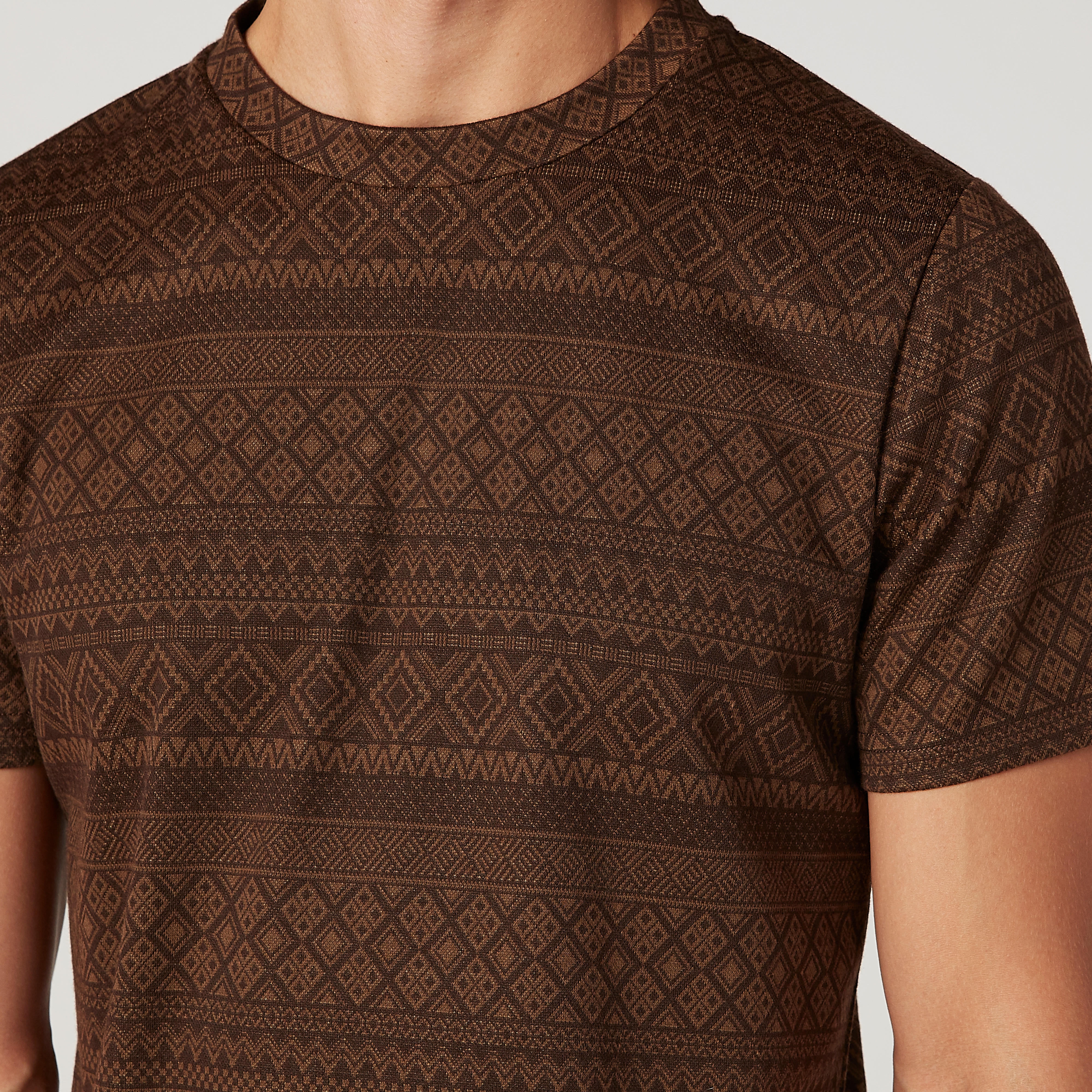 تيشيرت سليم بارز الملمس بياقة مستديرة وأكمام قصيرة من آيكونيك-men-clothing-tshirtsandpolos-tshirts-image-3