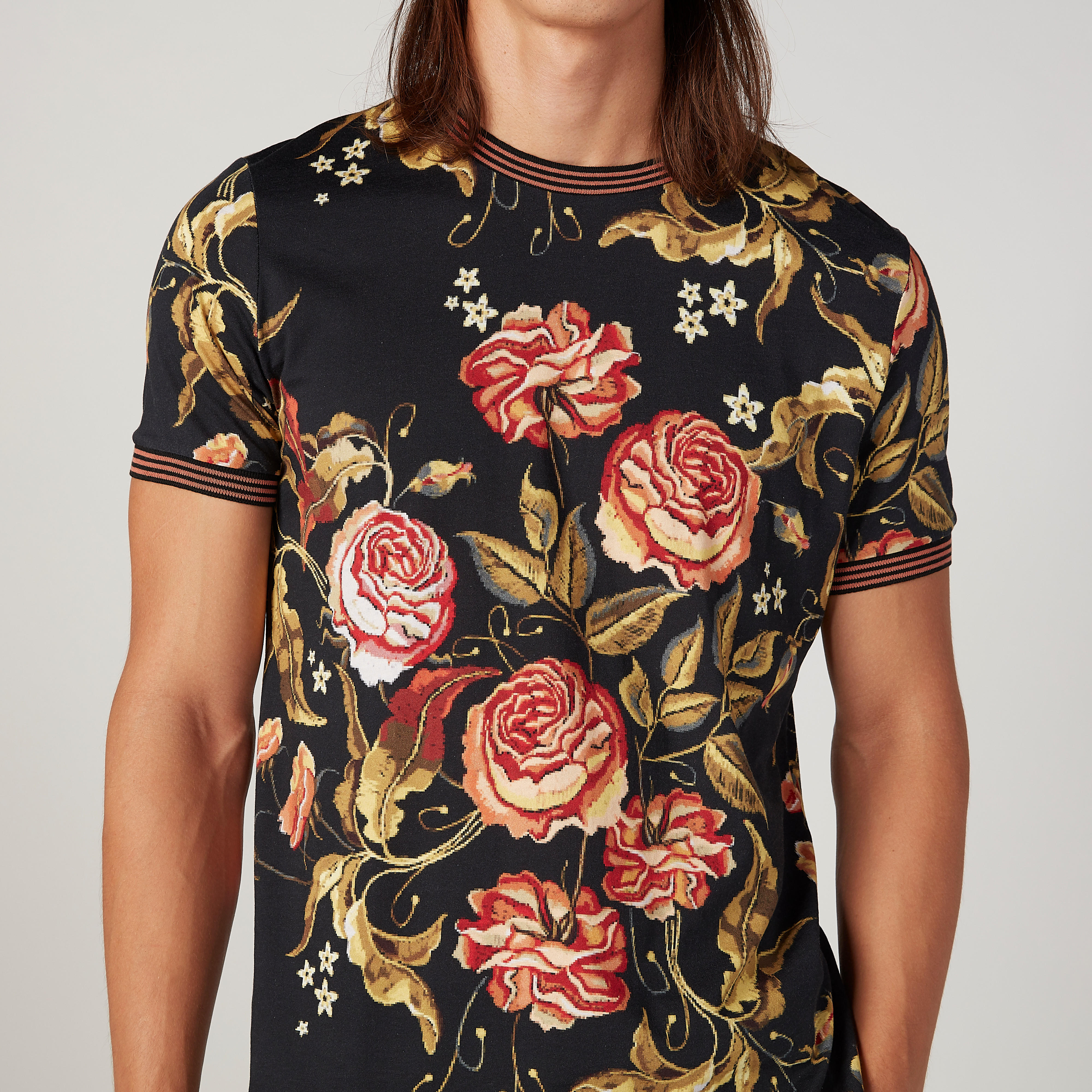 تيشيرت سليم بياقة مستديرة وأكمام قصيرة وطبعات زهرية من آيكونيك-men-clothing-tshirtsandpolos-tshirts-image-3