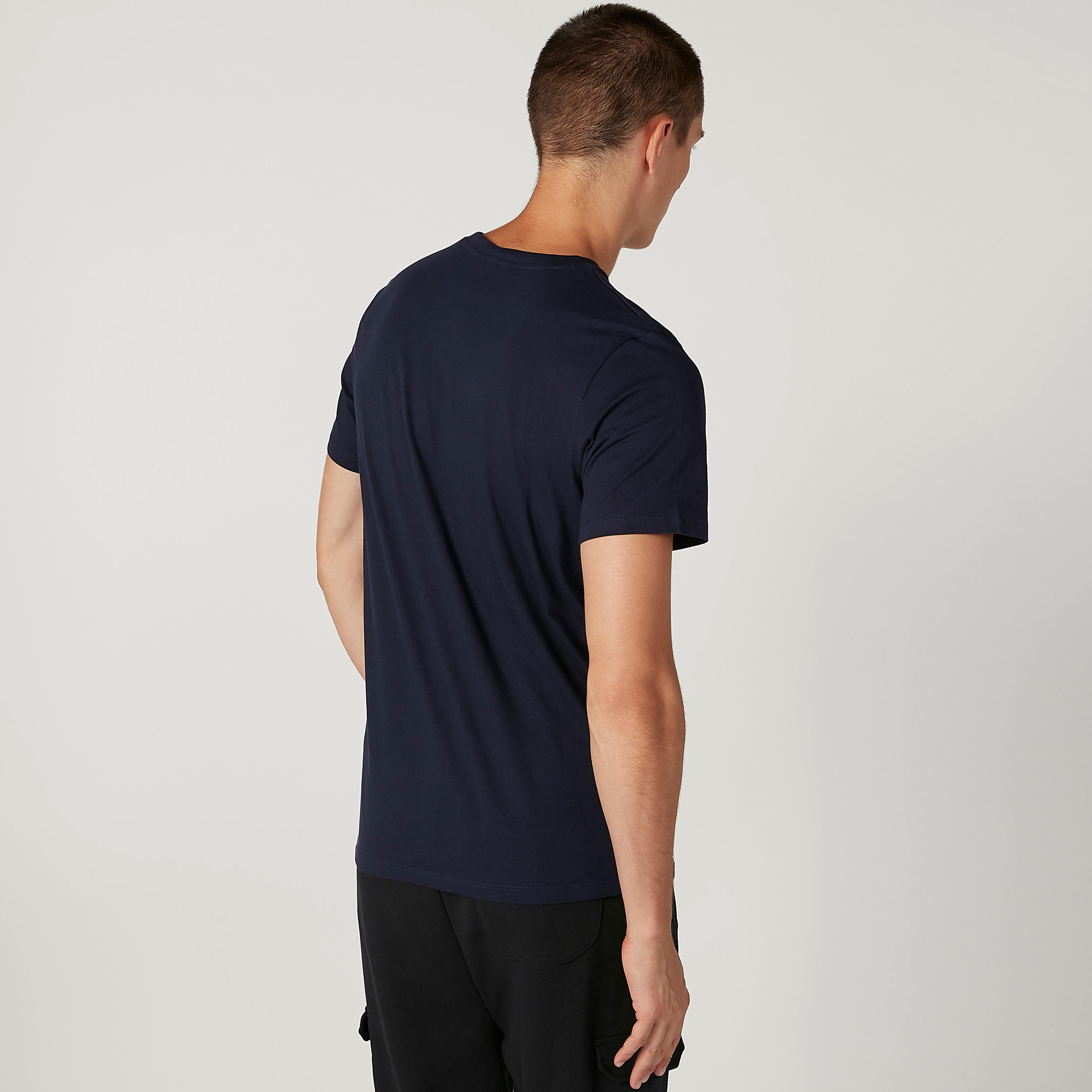 تيشيرت سليم بياقة ضيّقة وأكمام قصيرة وطبعات من آيكونيك-men-clothing-tshirtsandpolos-tshirts-image-4