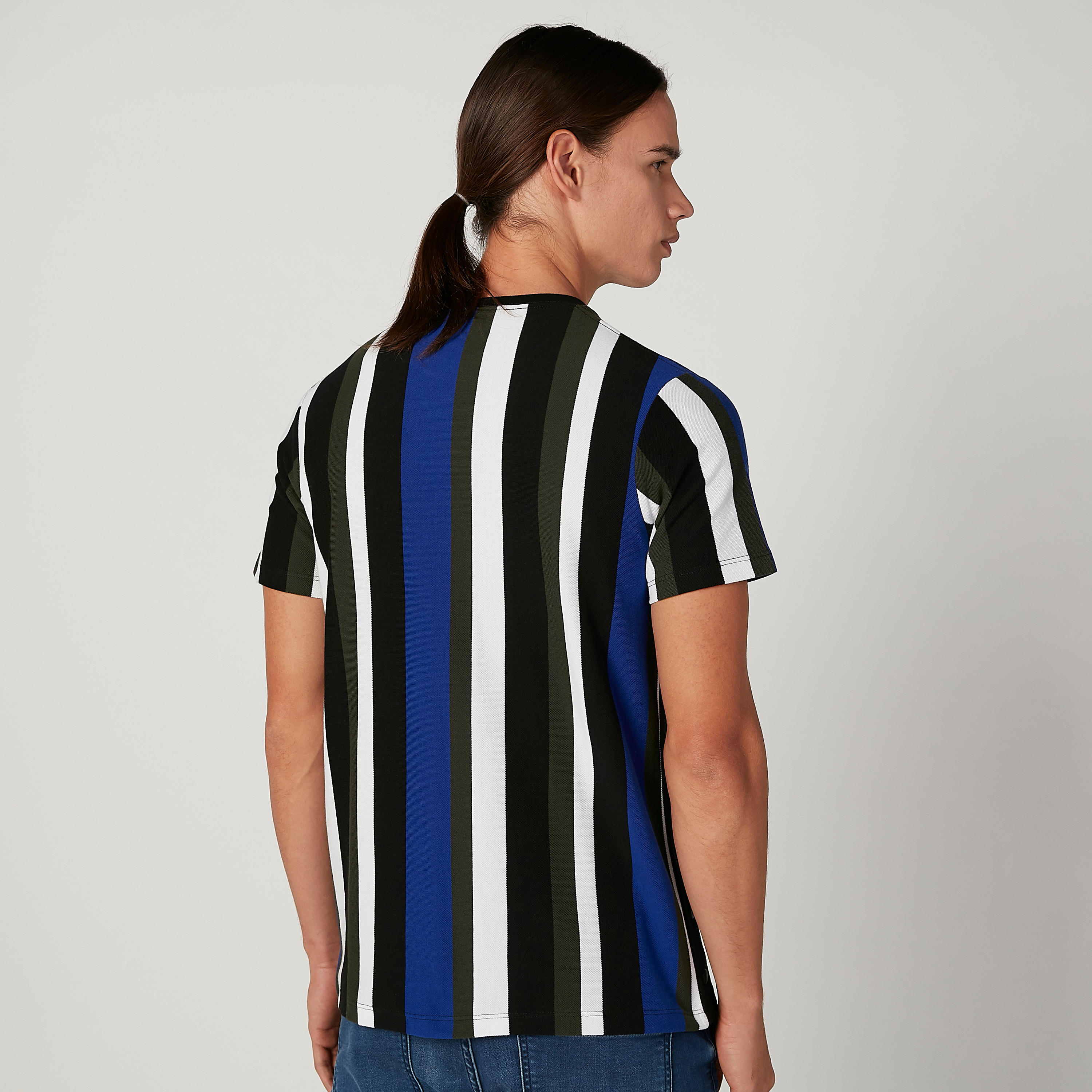 تيشيرت سليم مخطط بياقة ضيّقة وأكمام قصيرة من آيكونيك-men-clothing-tshirtsandpolos-tshirts-image-4