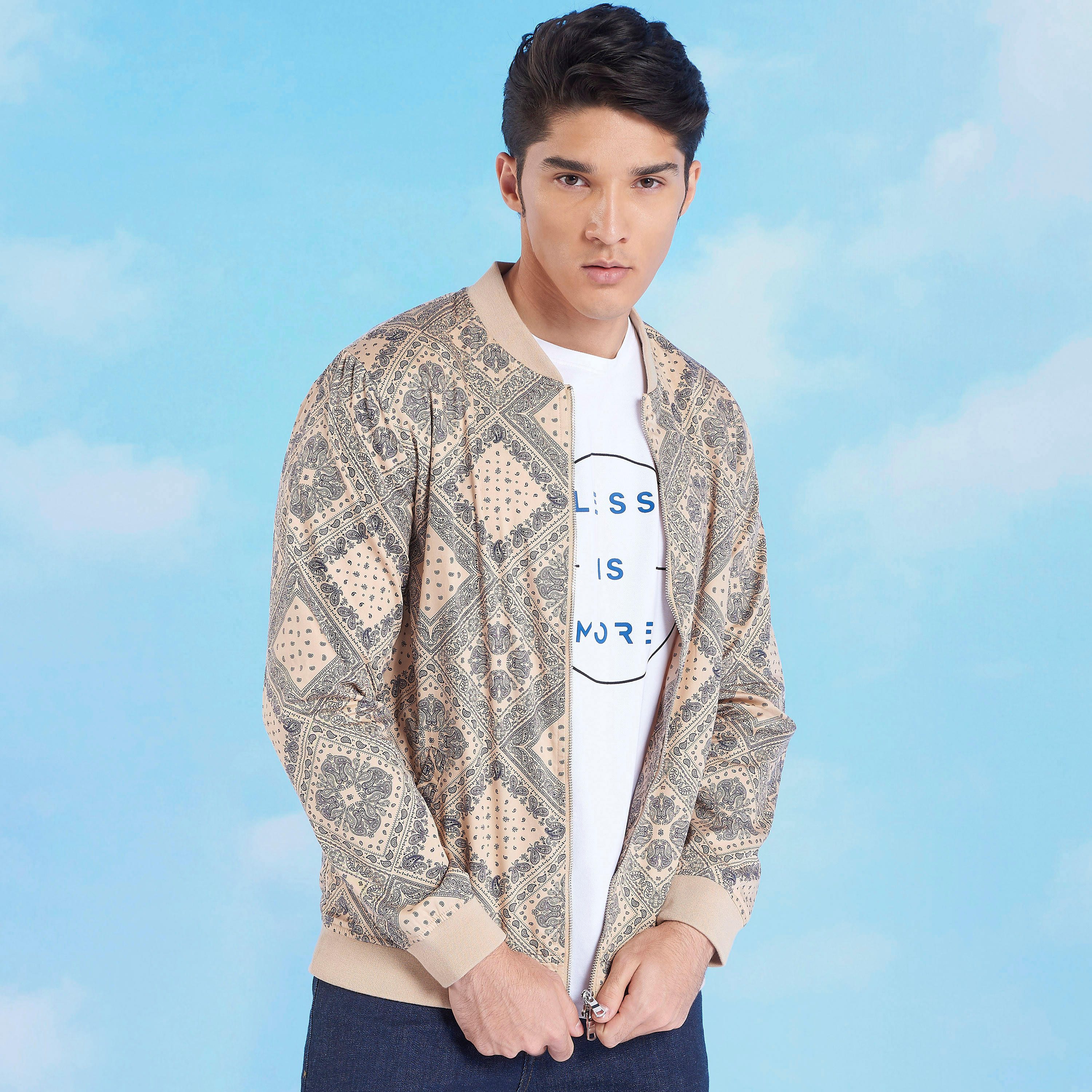 جاكيت بومبر بأكمام طويلة بطبعات من آيكونيك-men-clothing-jacketsandblazers-jackets-image-5