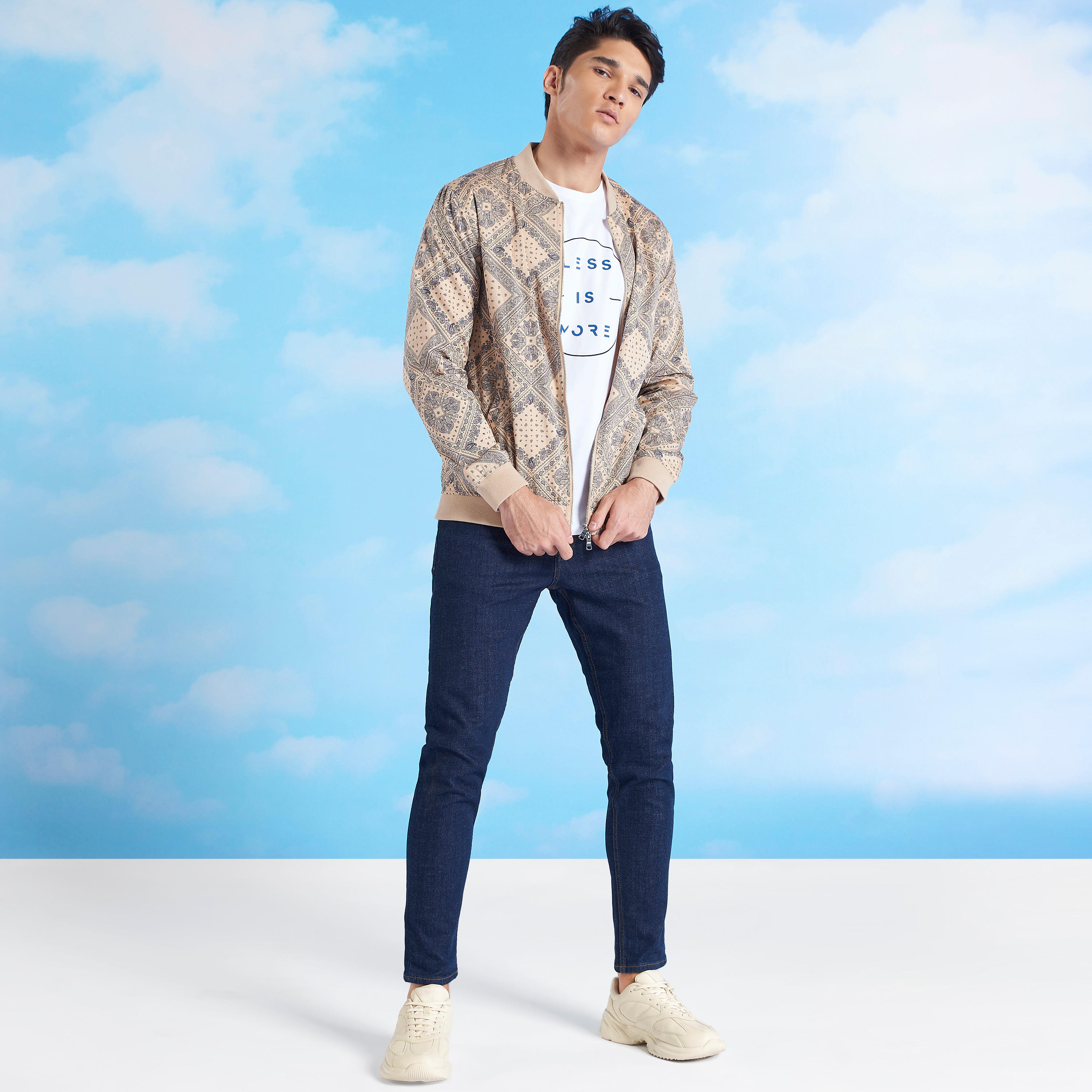 جاكيت بومبر بأكمام طويلة بطبعات من آيكونيك-men-clothing-jacketsandblazers-jackets-image-4