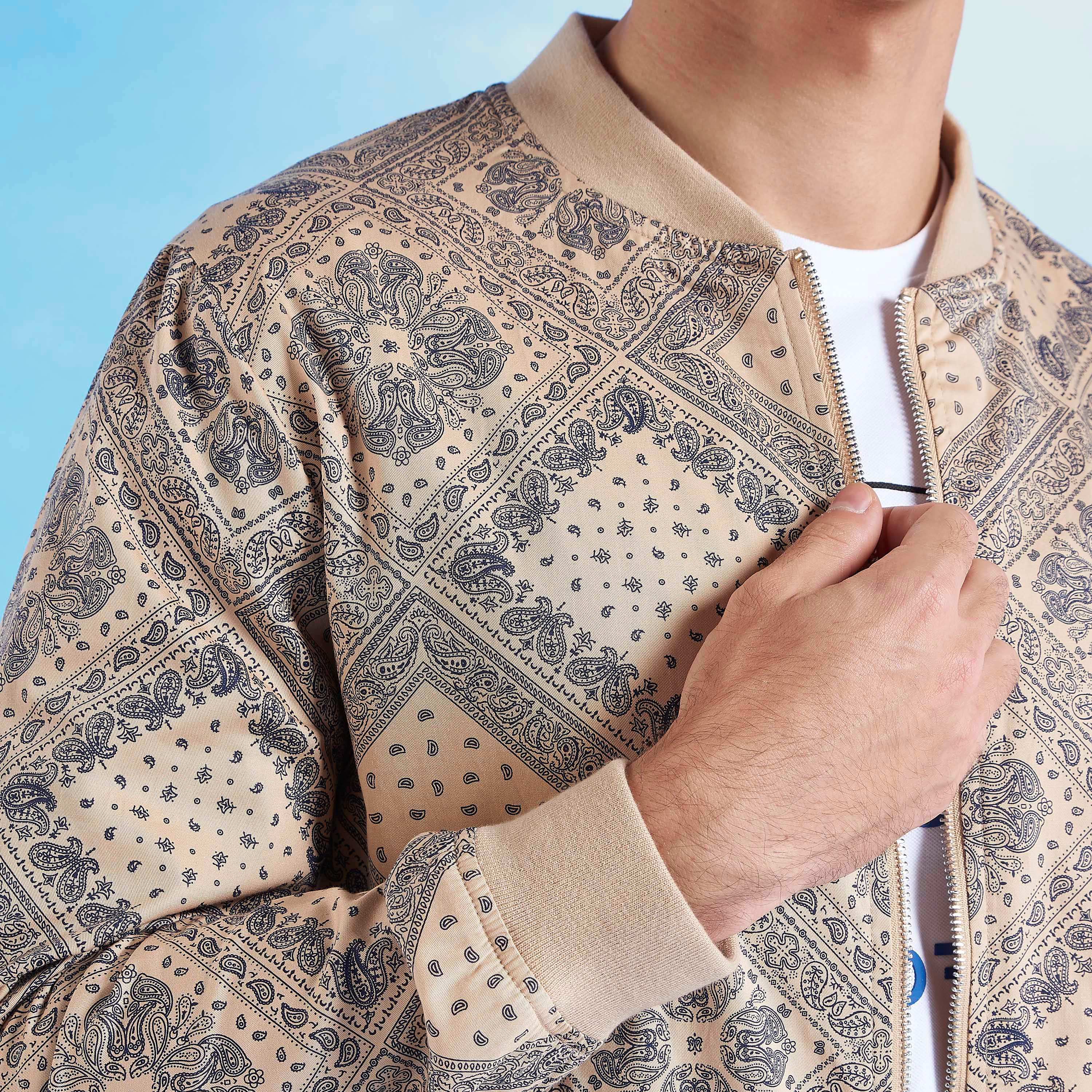 جاكيت بومبر بأكمام طويلة بطبعات من آيكونيك-men-clothing-jacketsandblazers-jackets-image-2