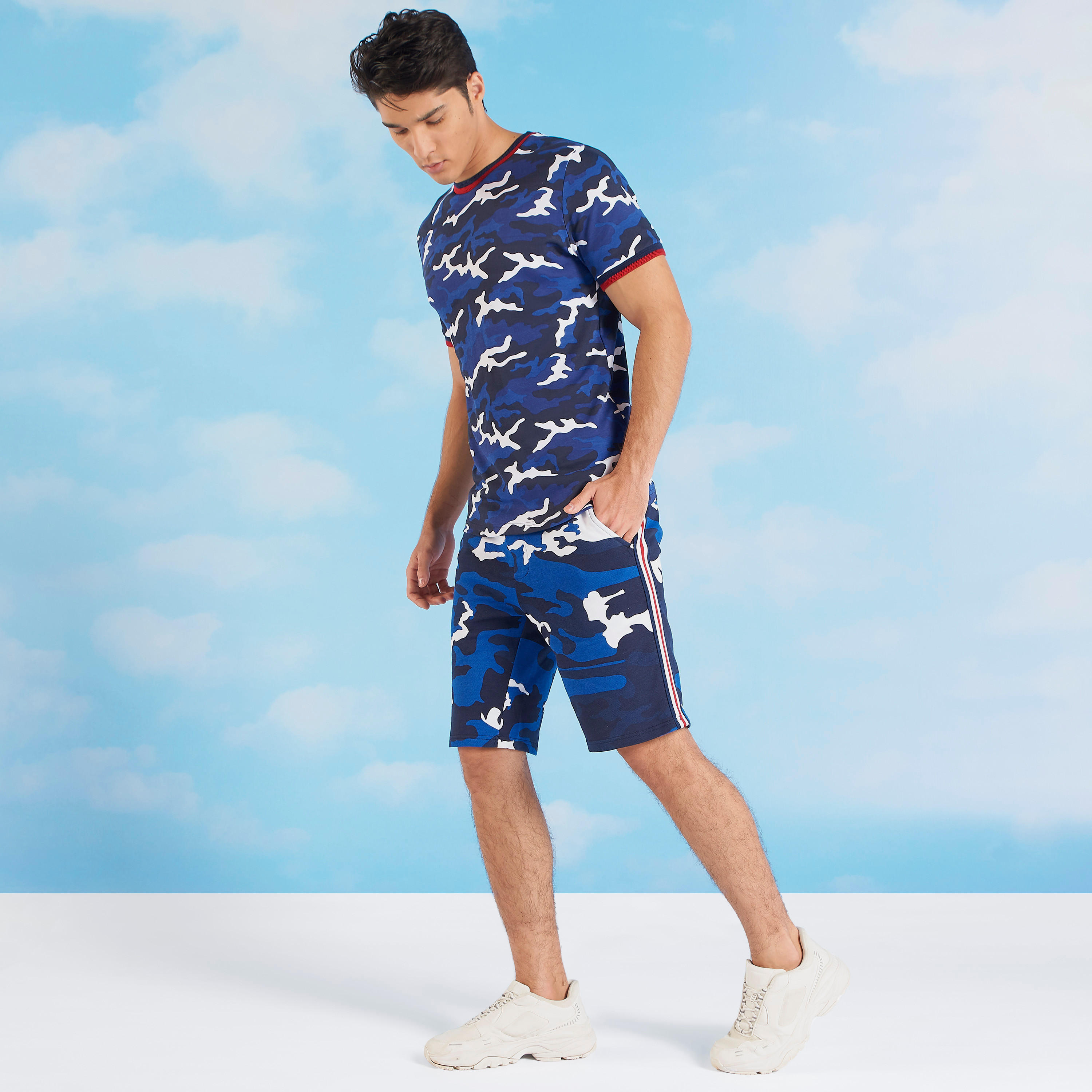 شورت سليم سادة بخصر مطّاطي متوسط الارتفاع من آيكونيك-men-clothing-bottoms-shorts-image-2