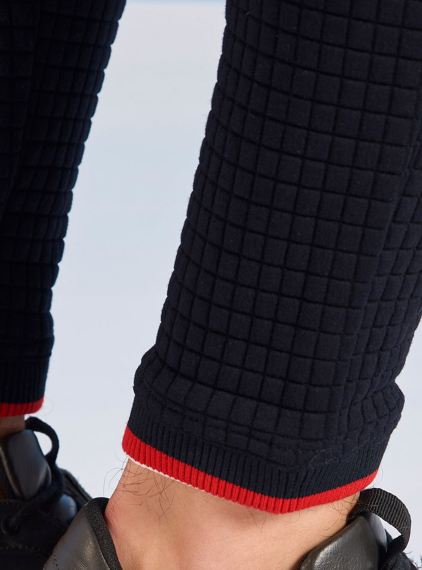بنطلون رياضي بارز الملمس سليم بخصر مطاطي متوسط الارتفاع-men-clothing-bottoms-joggers-image-6