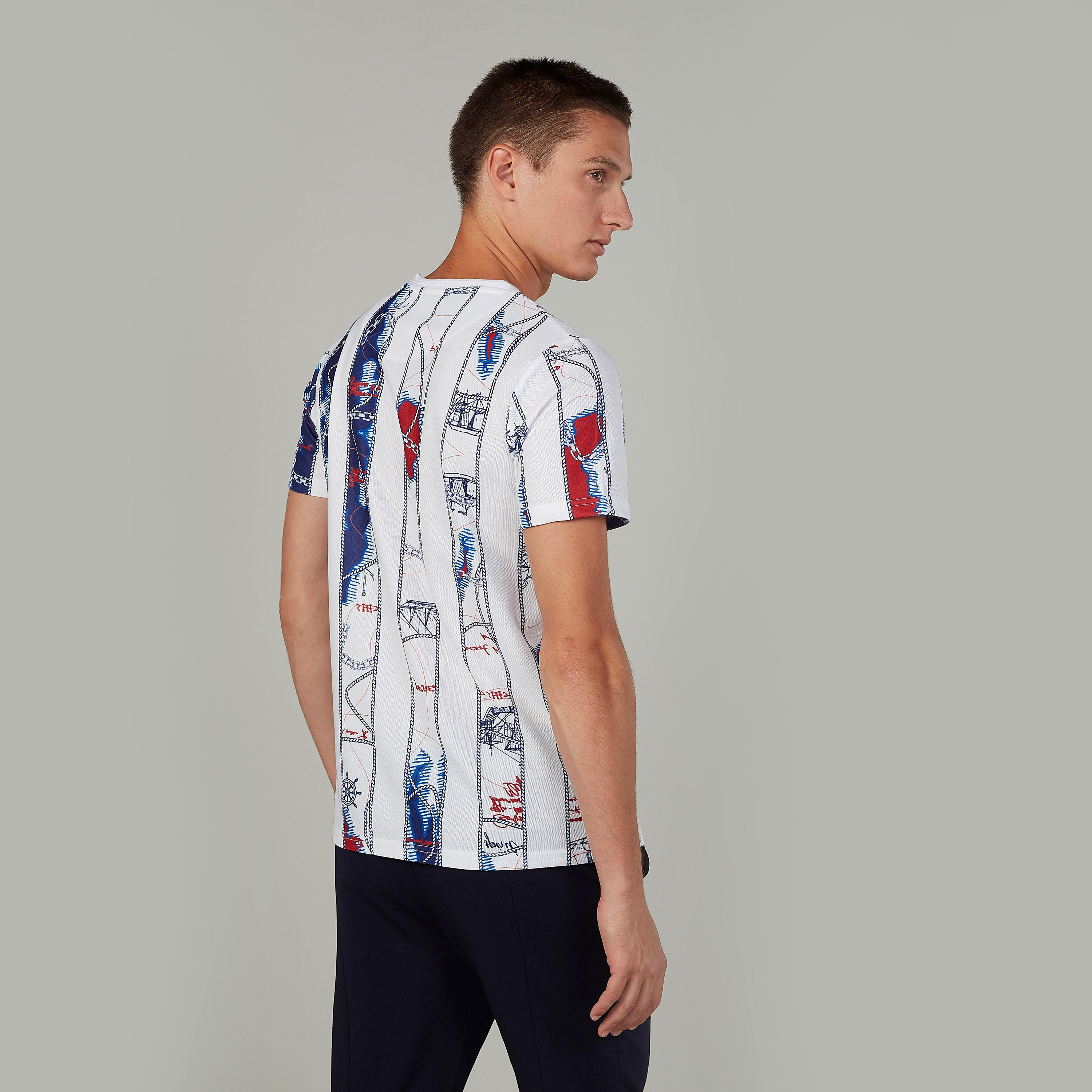 تيشيرت بطبعات وأكمام قصيرة وياقة مستديرة من آيكونيك-men-clothing-tshirtsandpolos-tshirts-image-4