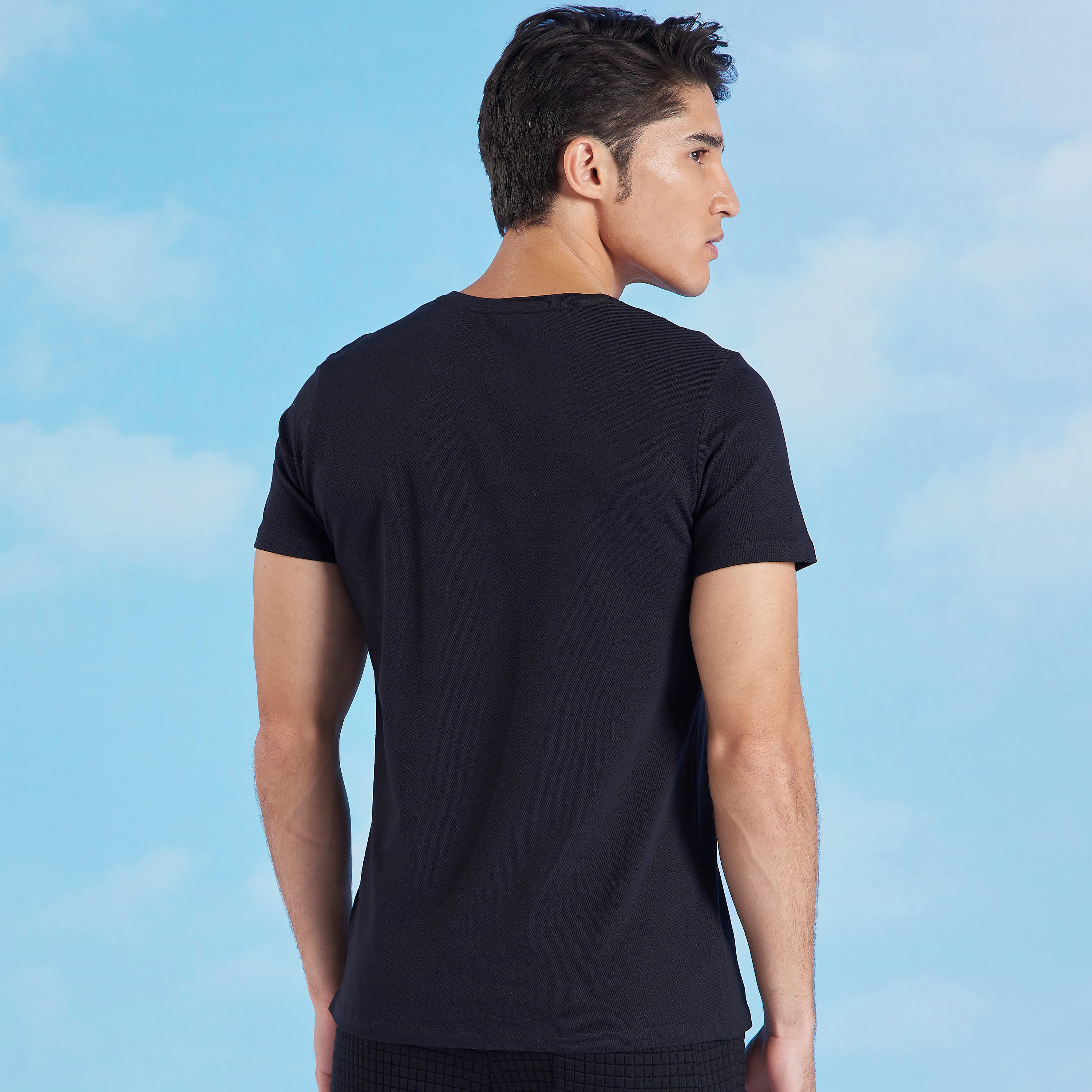 تيشيرت بطبعات وأكمام قصيرة وياقة مستديرة من آيكونيك-men-clothing-tshirtsandpolos-tshirts-image-4