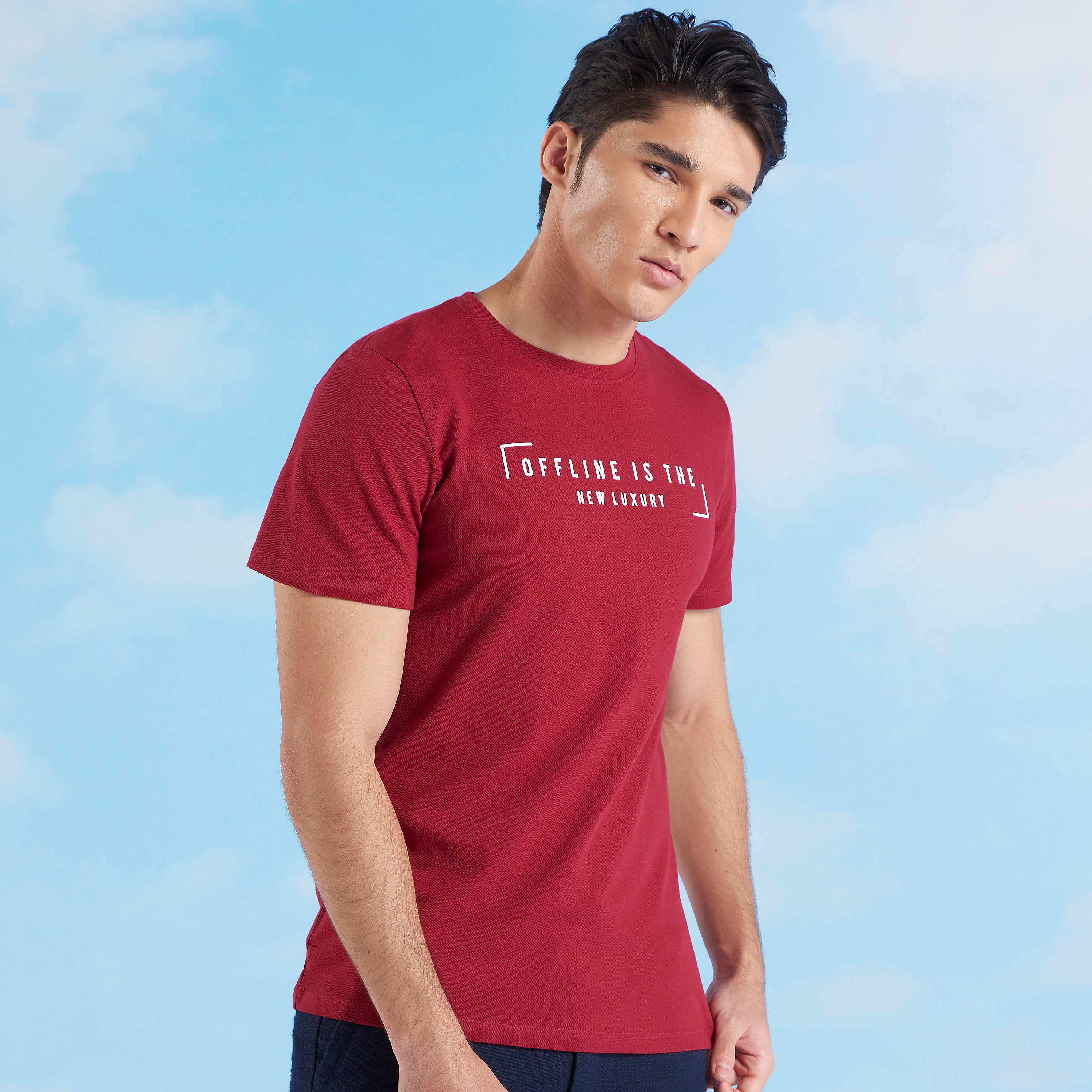 تيشيرت بياقة مستديرة وأكمام قصيرة وطبعات-men-clothing-tshirtsandpolos-tshirts-image-4