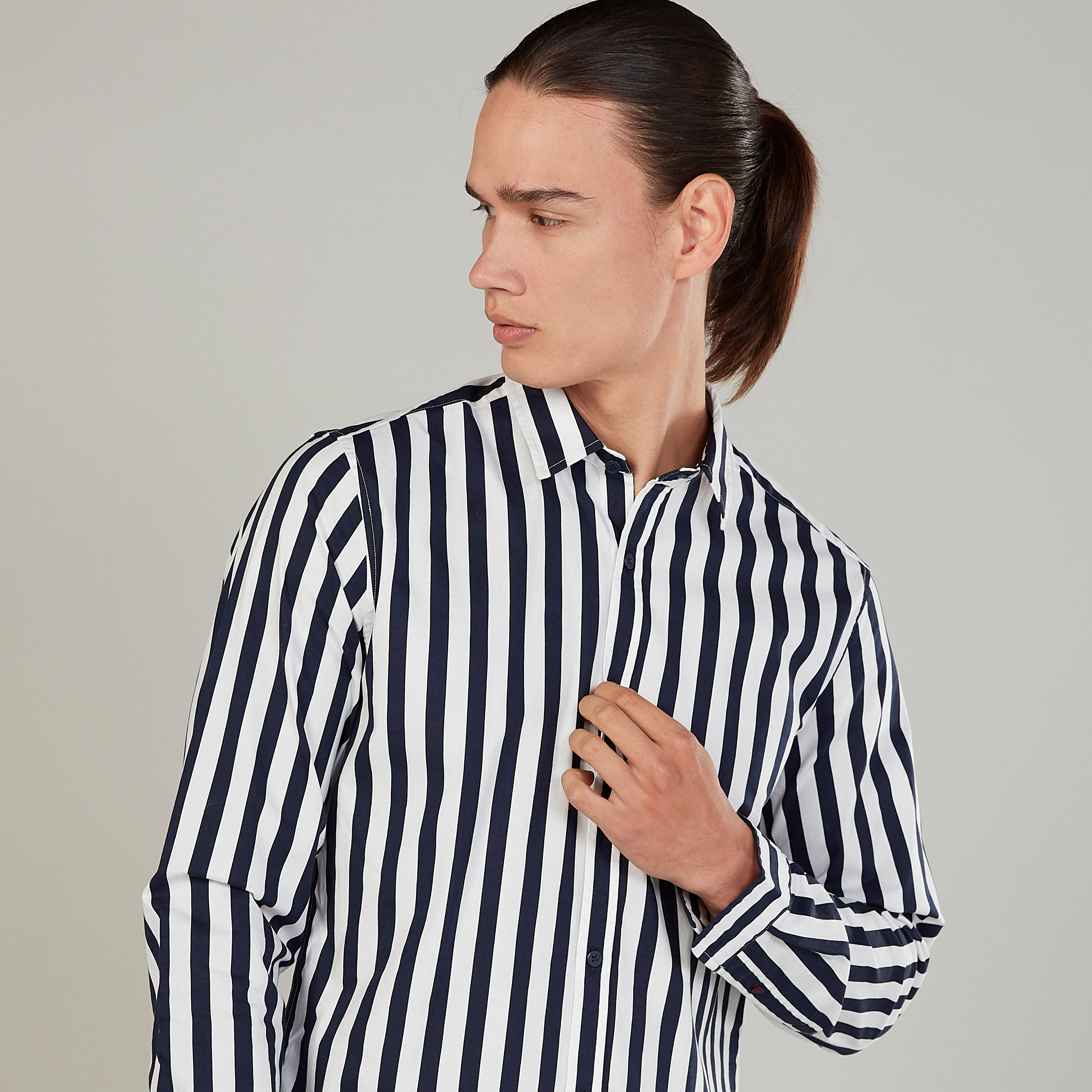 قميص مخطط سليم بياقة عاديّة وأكمام طويلة من آيكونيك-men-clothing-shirts-image-3