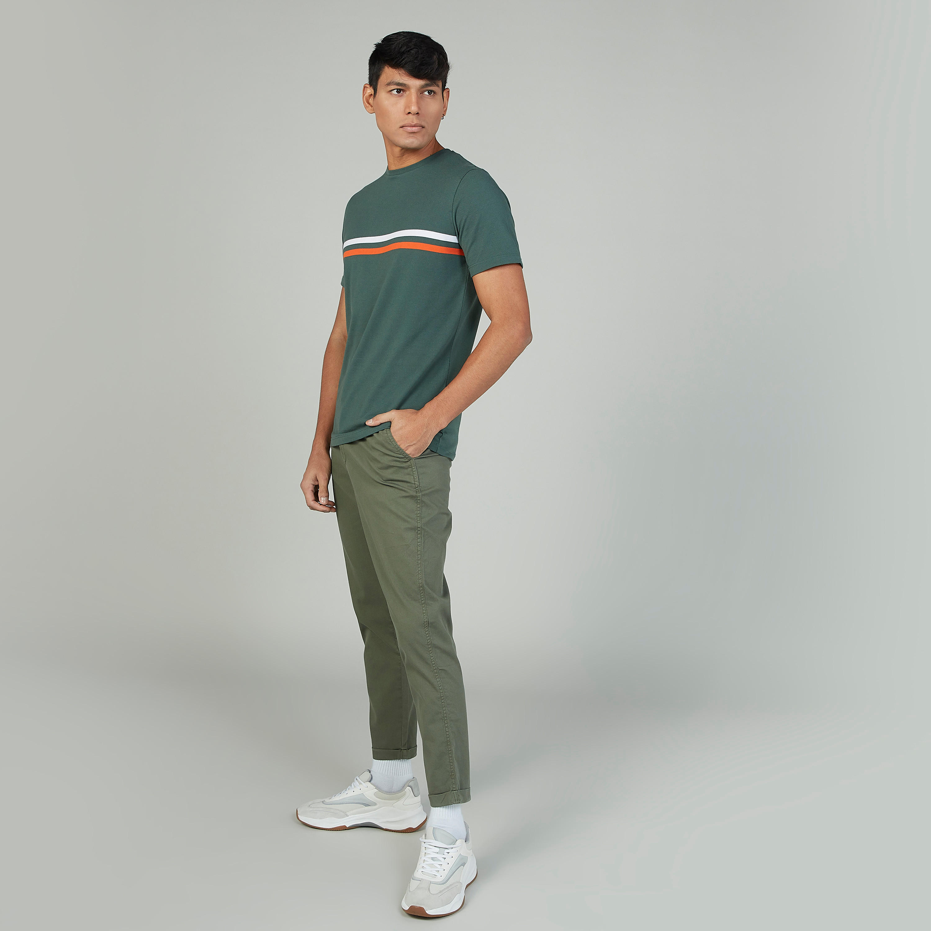 بنطلون سليم سادة بخصر مطّاطي متوسط الارتفاع من آيكونيك-men-clothing-bottoms-trousersandchinos-trousers-image-2