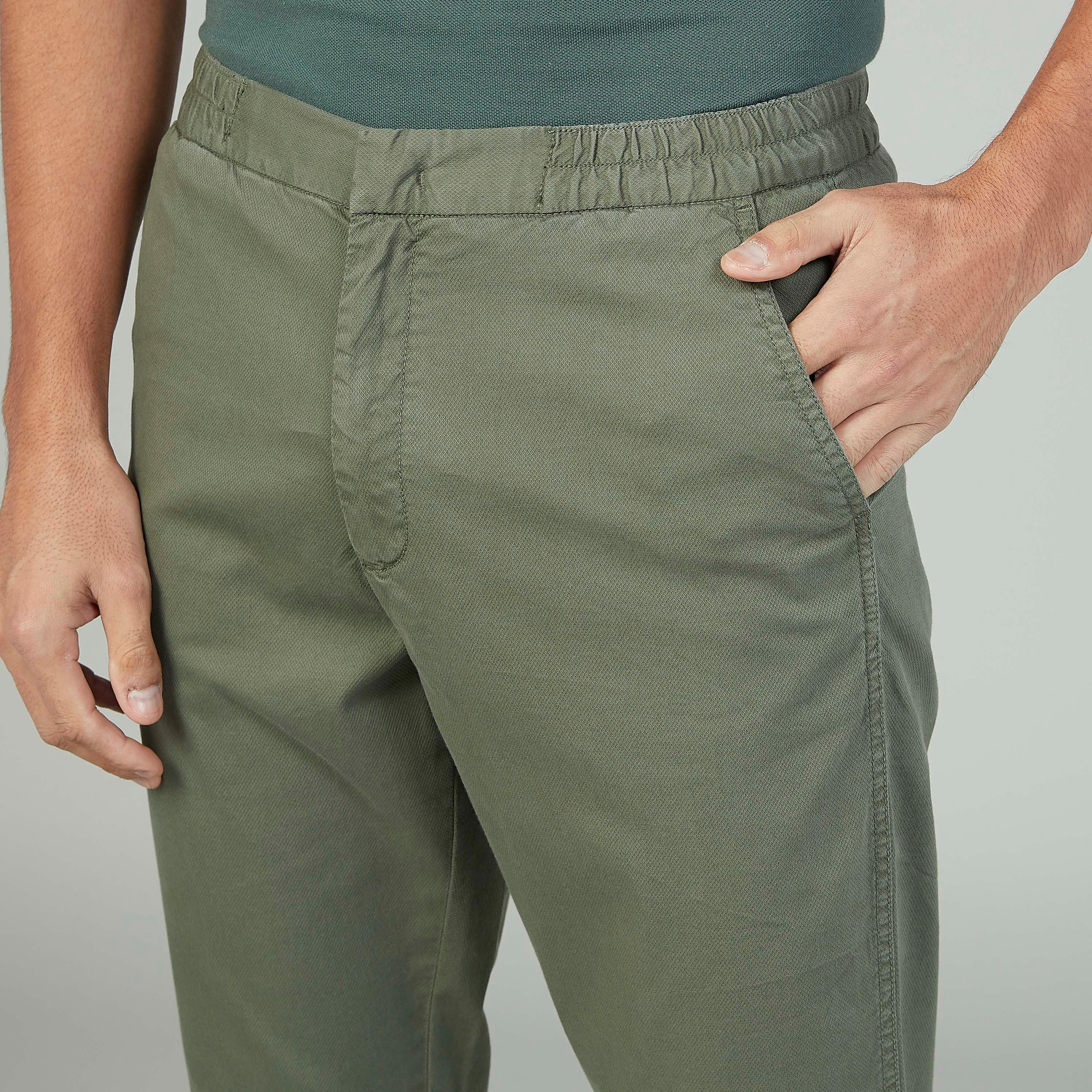 بنطلون سليم سادة بخصر مطّاطي متوسط الارتفاع من آيكونيك-men-clothing-bottoms-trousersandchinos-trousers-image-3