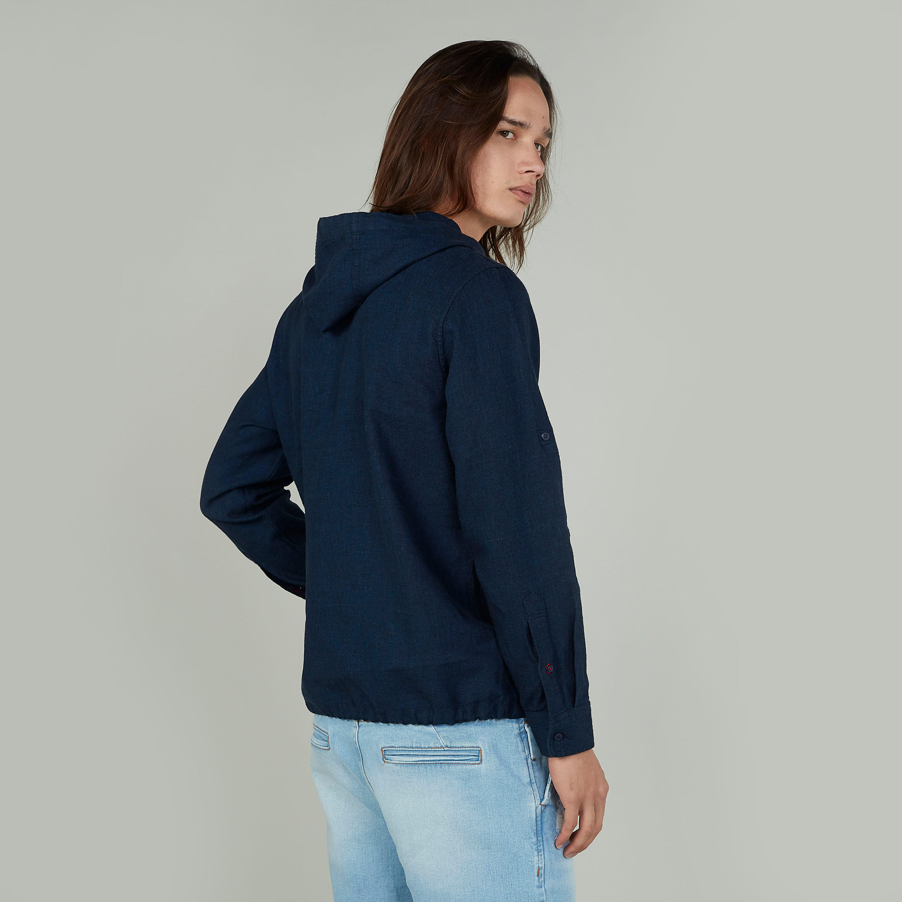 هودي كتّان سليم فيت بسحّاب وجيوب كنغر من آيكونيك-men-winterwear-hoodiesandsweatshirts-image-4