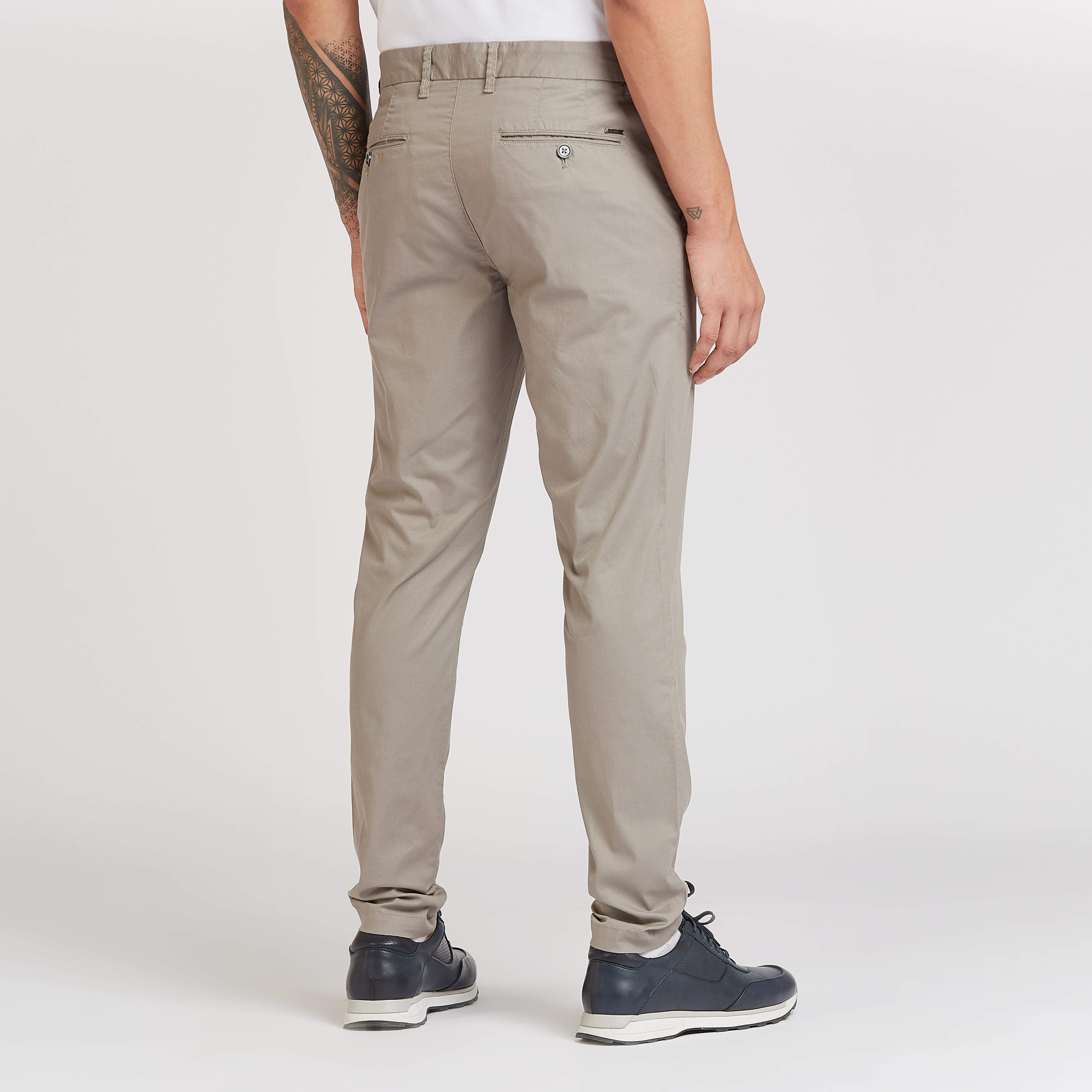 Iconic Slim Fit Solid Mid-Rise Trousers with Pocket Detail-men-clothing-bottoms-trousersandchinos-trousers-image-4