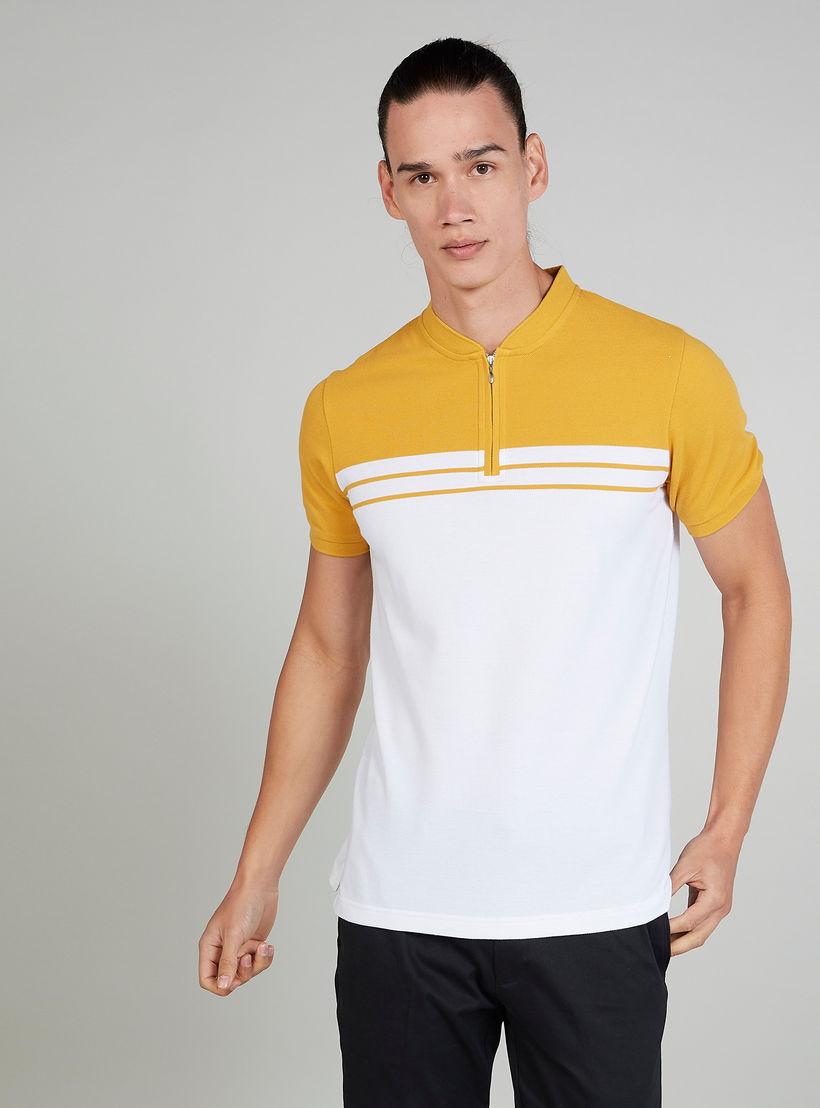 تيشيرت مخطط بقصة سليم وياقة ماندارين من آيكونيك-men-clothing-tshirtsandpolos-polos-image-1