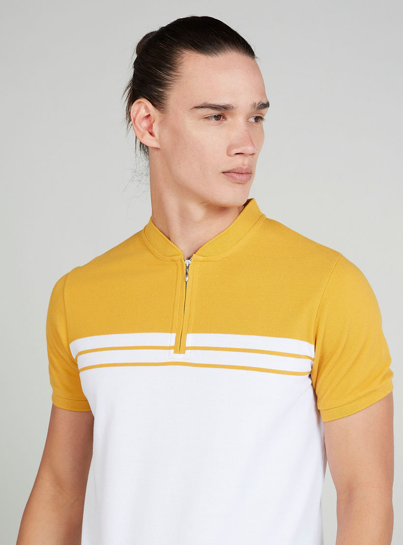 تيشيرت مخطط بقصة سليم وياقة ماندارين من آيكونيك-men-clothing-tshirtsandpolos-polos-image-3