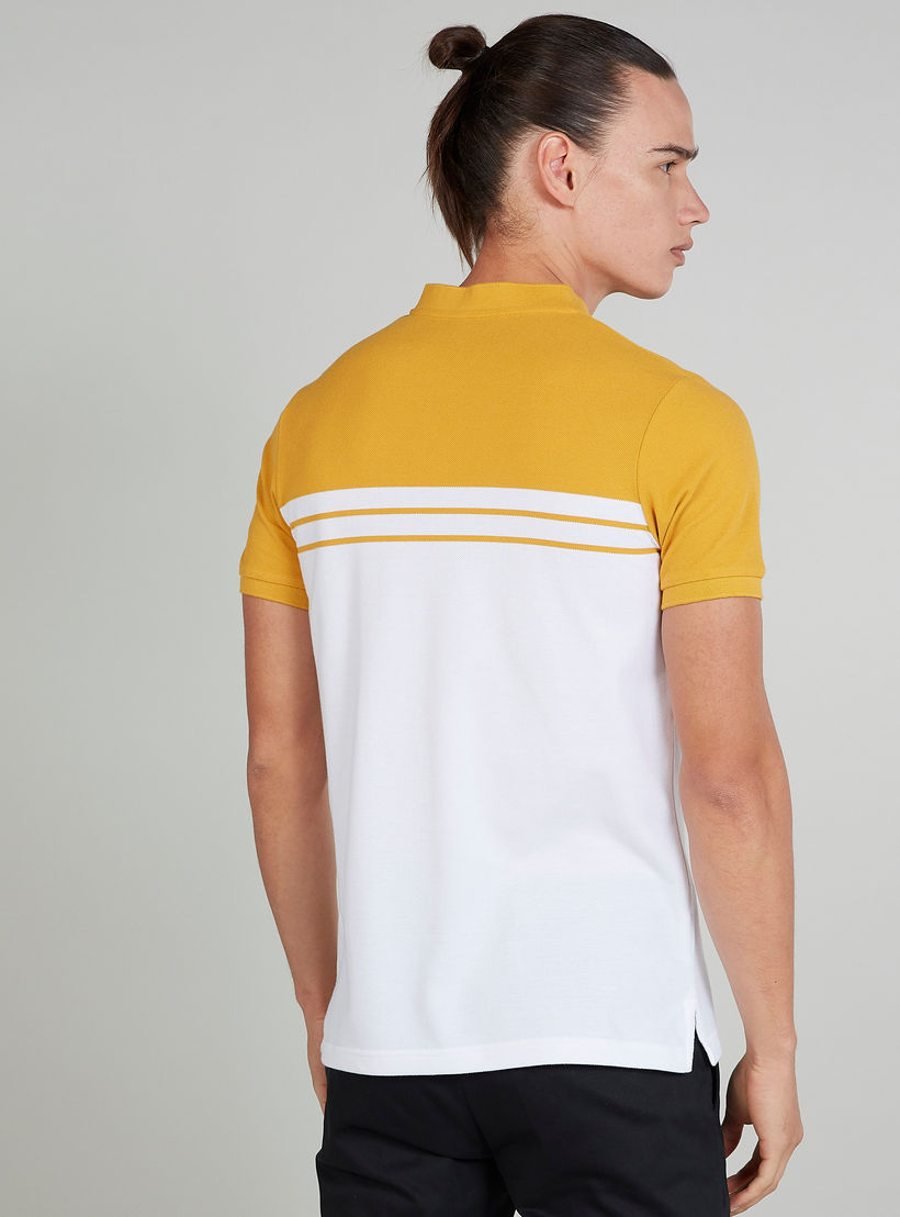 تيشيرت مخطط بقصة سليم وياقة ماندارين من آيكونيك-men-clothing-tshirtsandpolos-polos-image-4