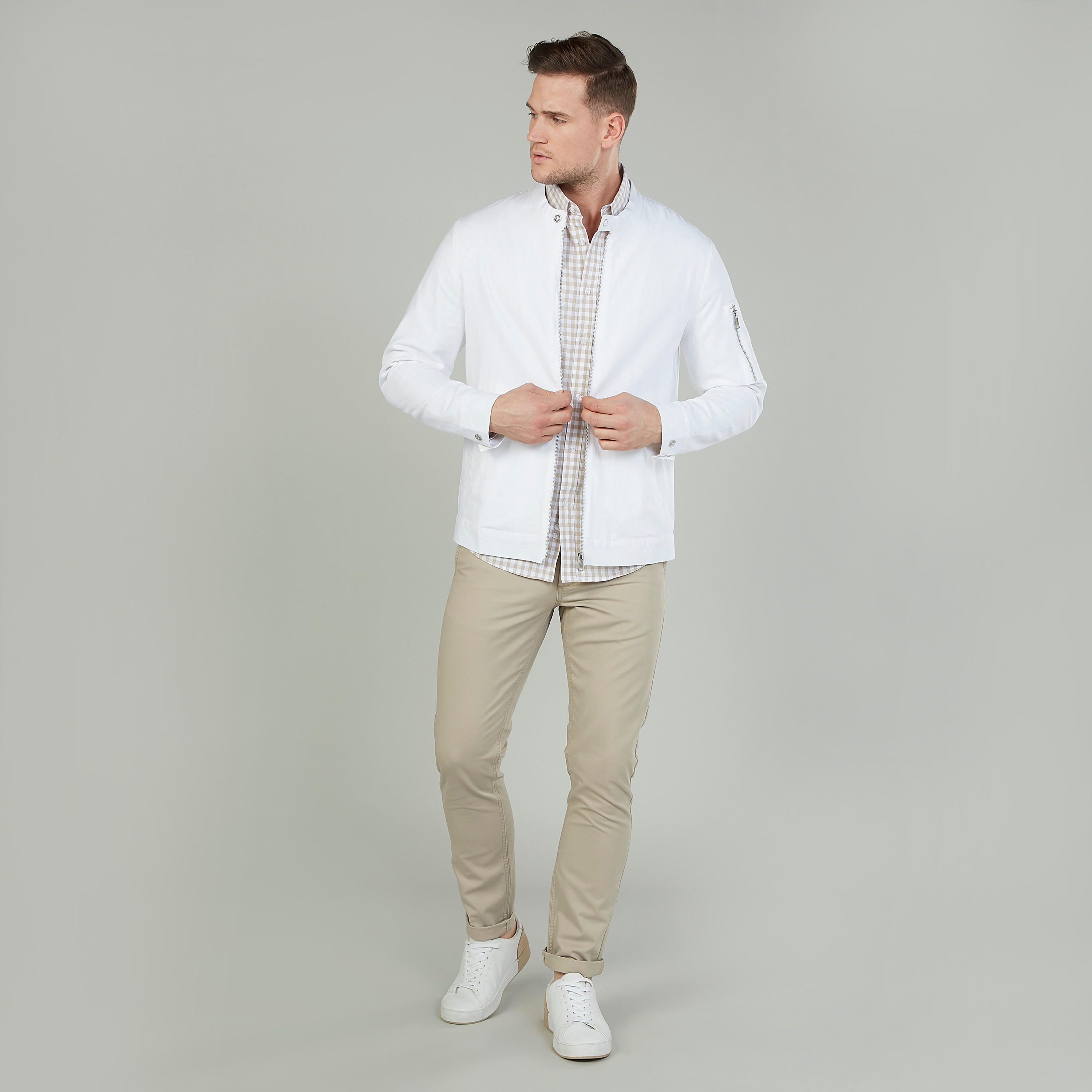 جاكيت بومبر كتّآن بارز الملمس بأكمام طويلة وسحّاب من آيكونيك-men-clothing-jacketsandblazers-jackets-image-2