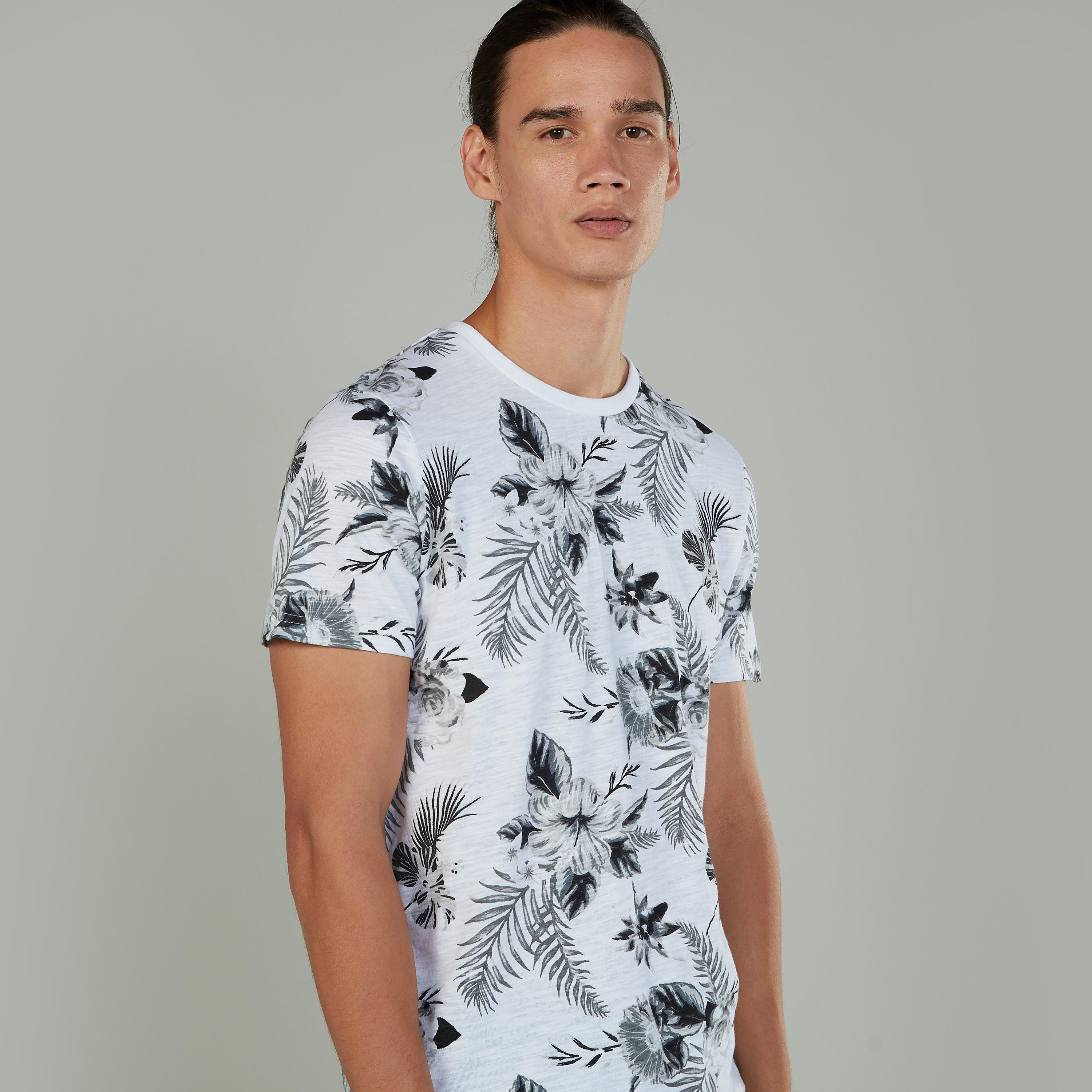 Iconic Print T-shirt with Round Neck and Short Sleeves-men-clothing-tshirtsandpolos-tshirts-image-3